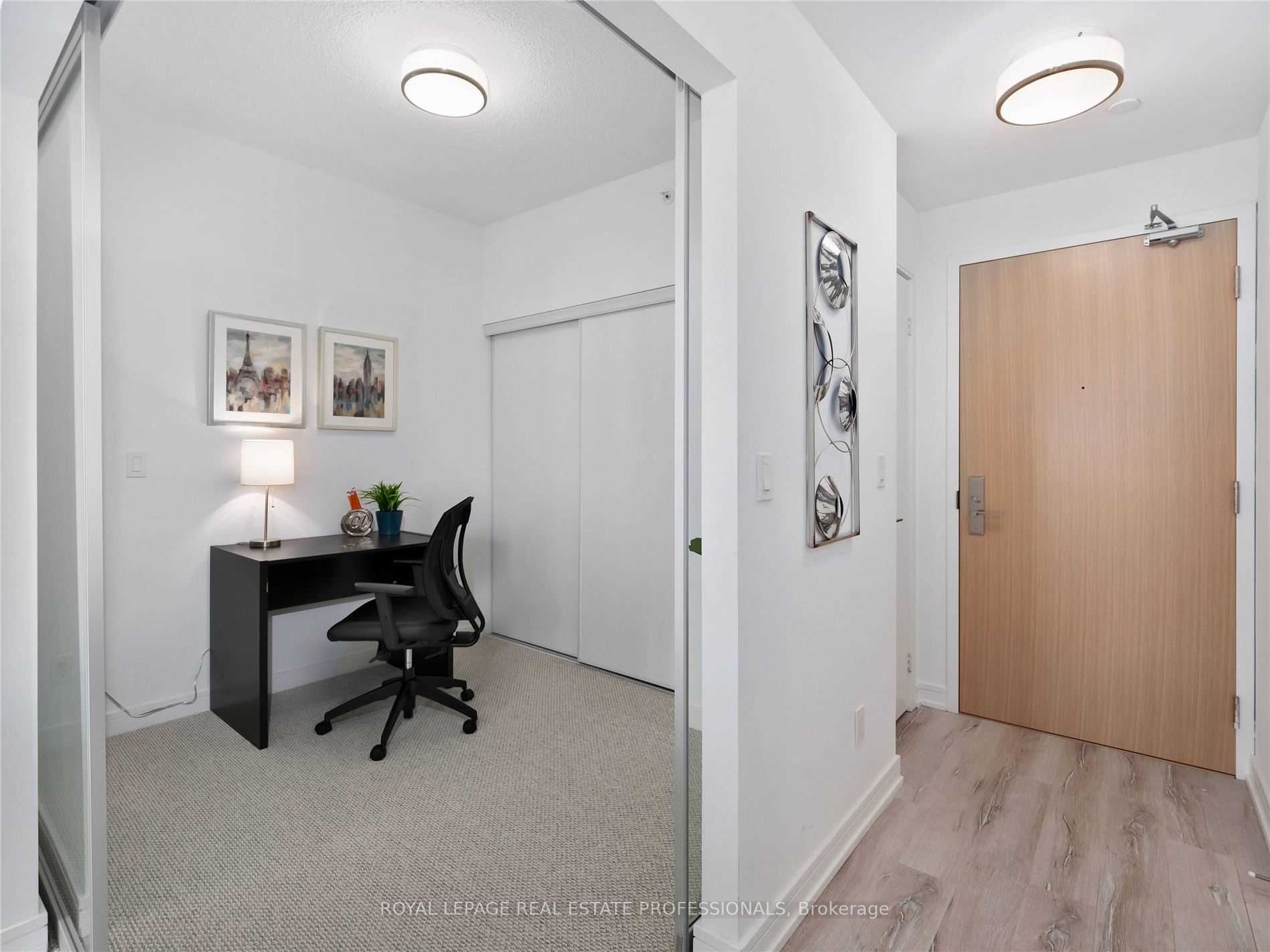 621 Sheppard Ave E, #526