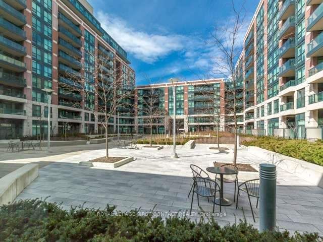 525 Wilson Ave, #405