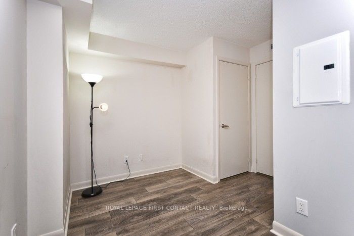 525 Wilson Ave, #405