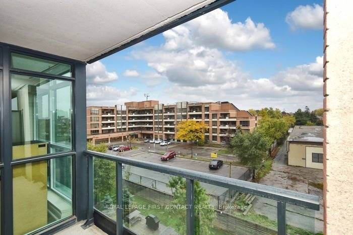 525 Wilson Ave, #405