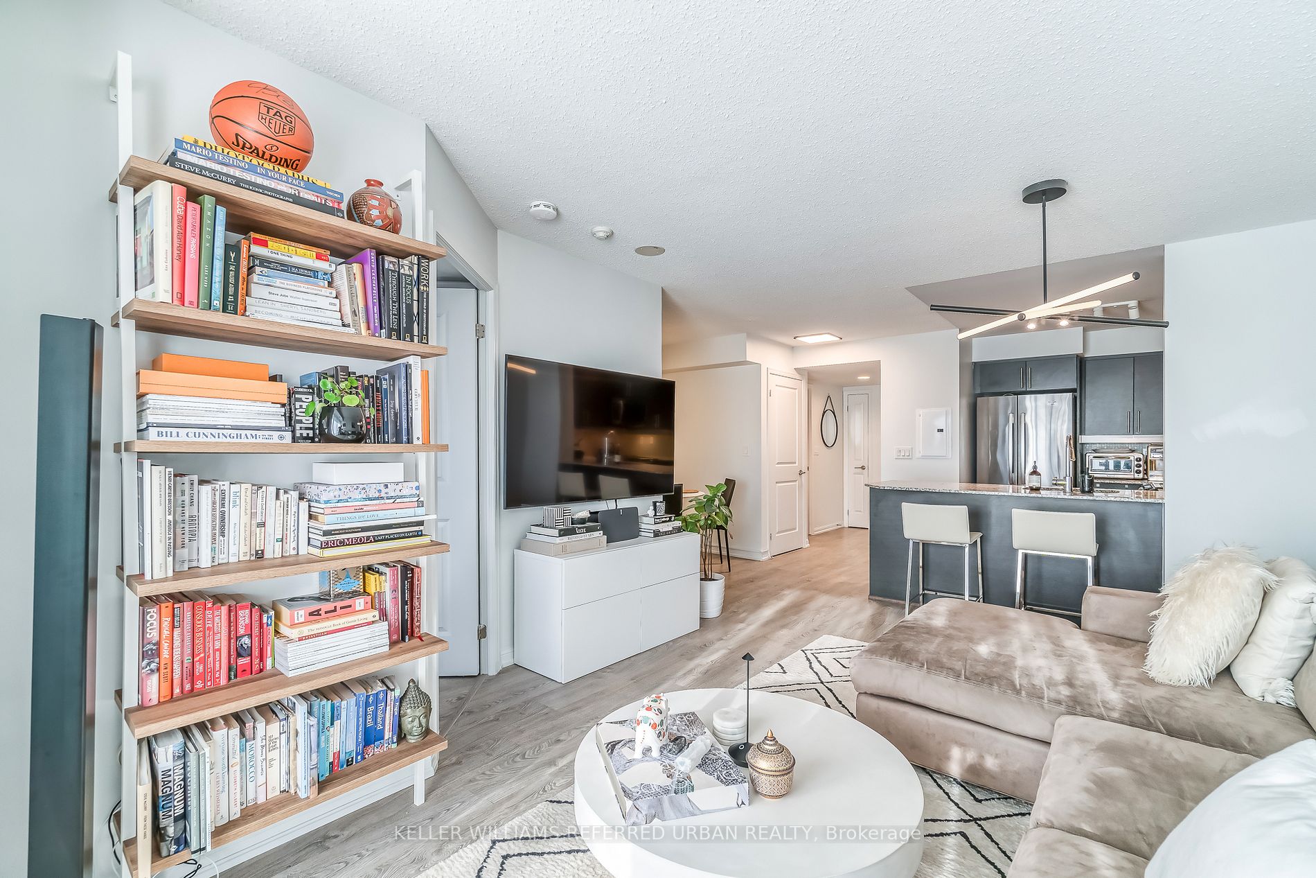 125 Western Battery Rd, #612
