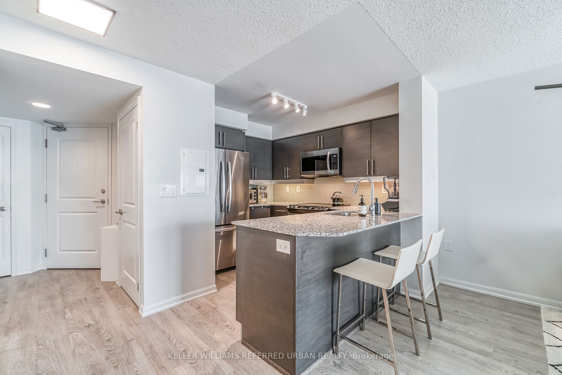 125 Western Battery Rd, #612