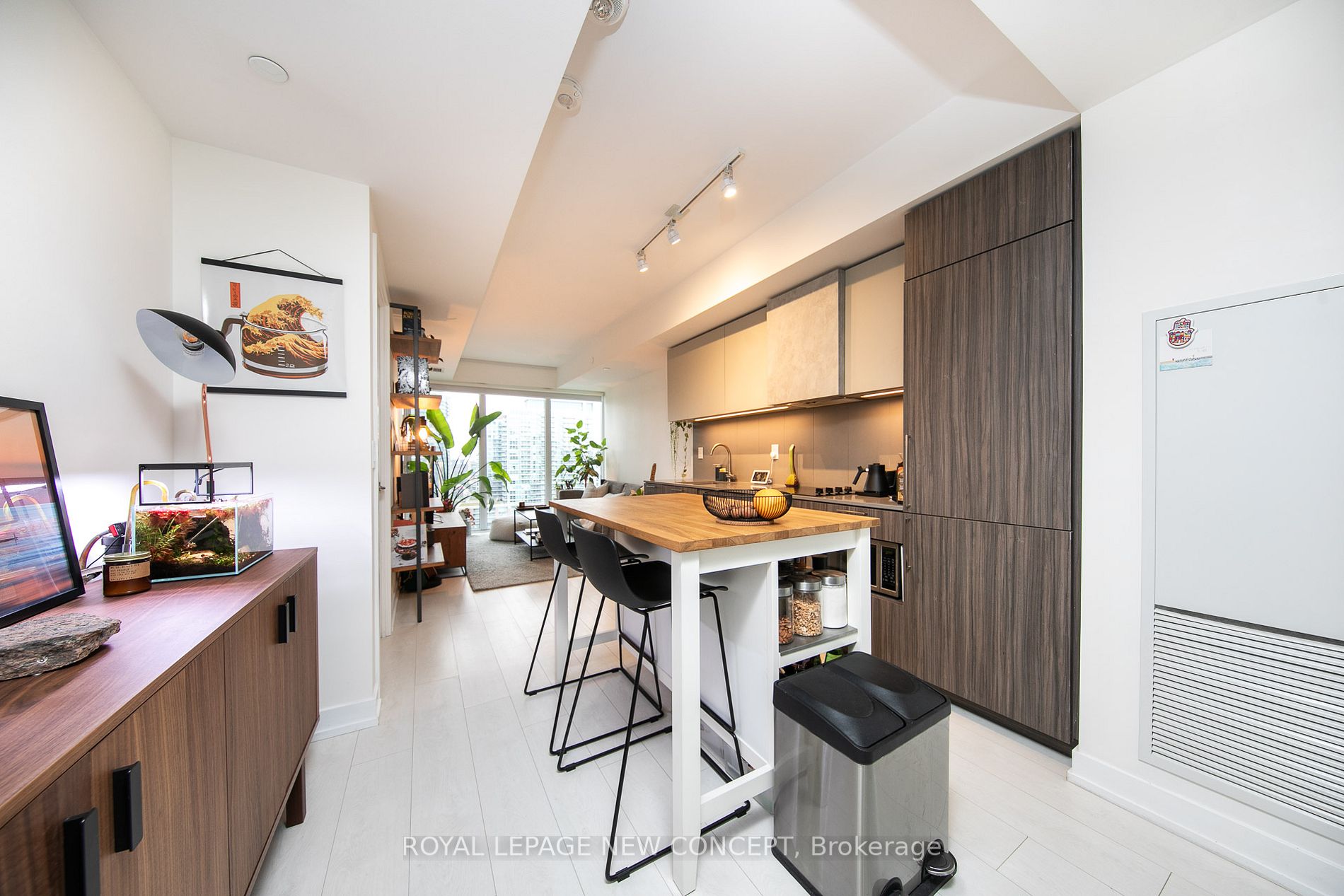 19 Western Battery Rd, #1715