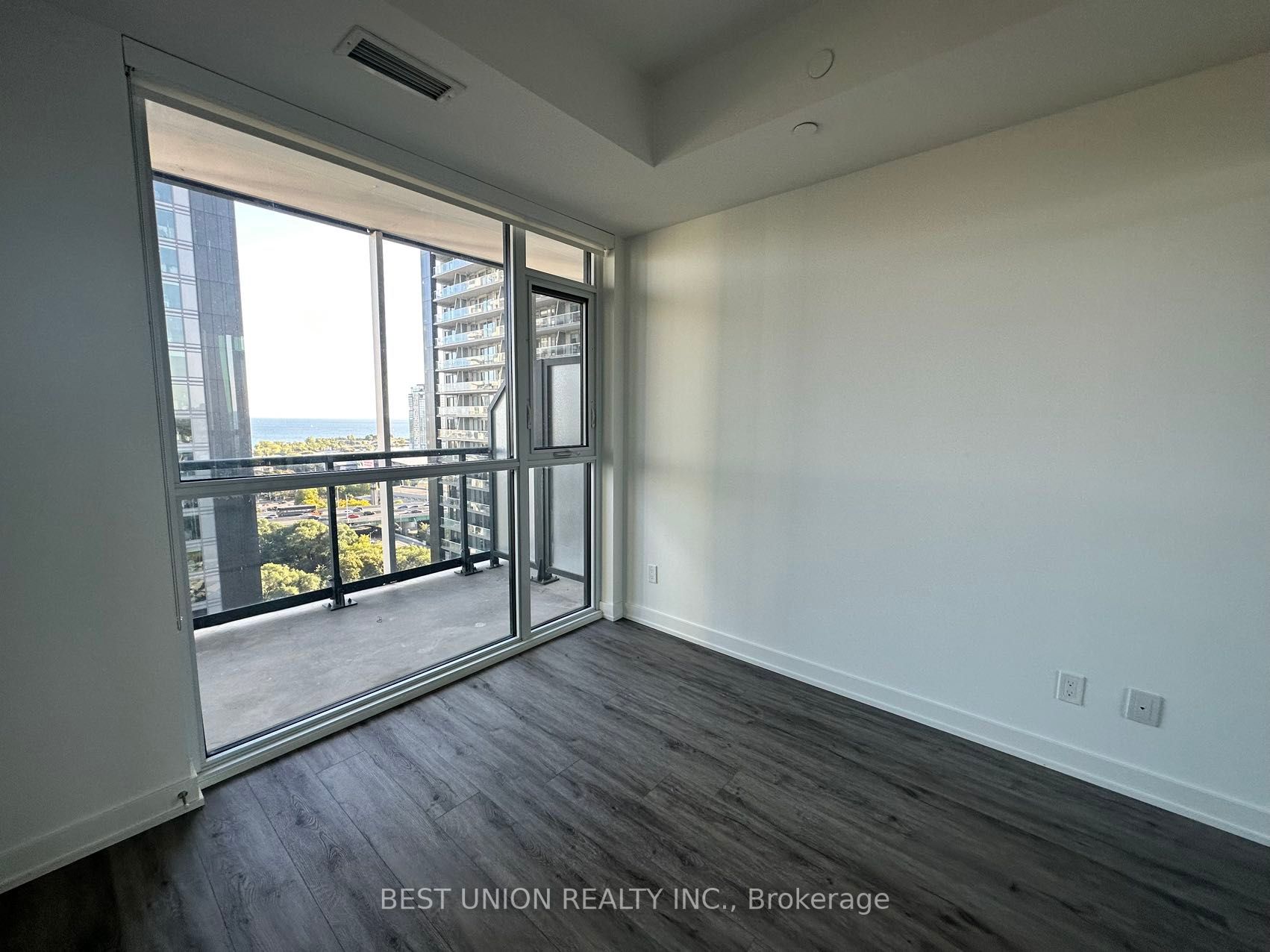 50 Ordnance St, #1601