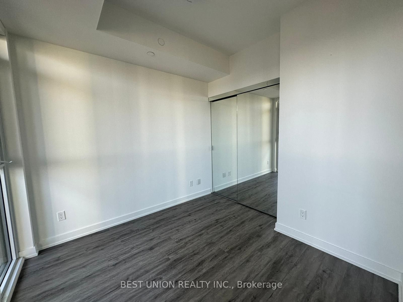50 Ordnance St, #1601