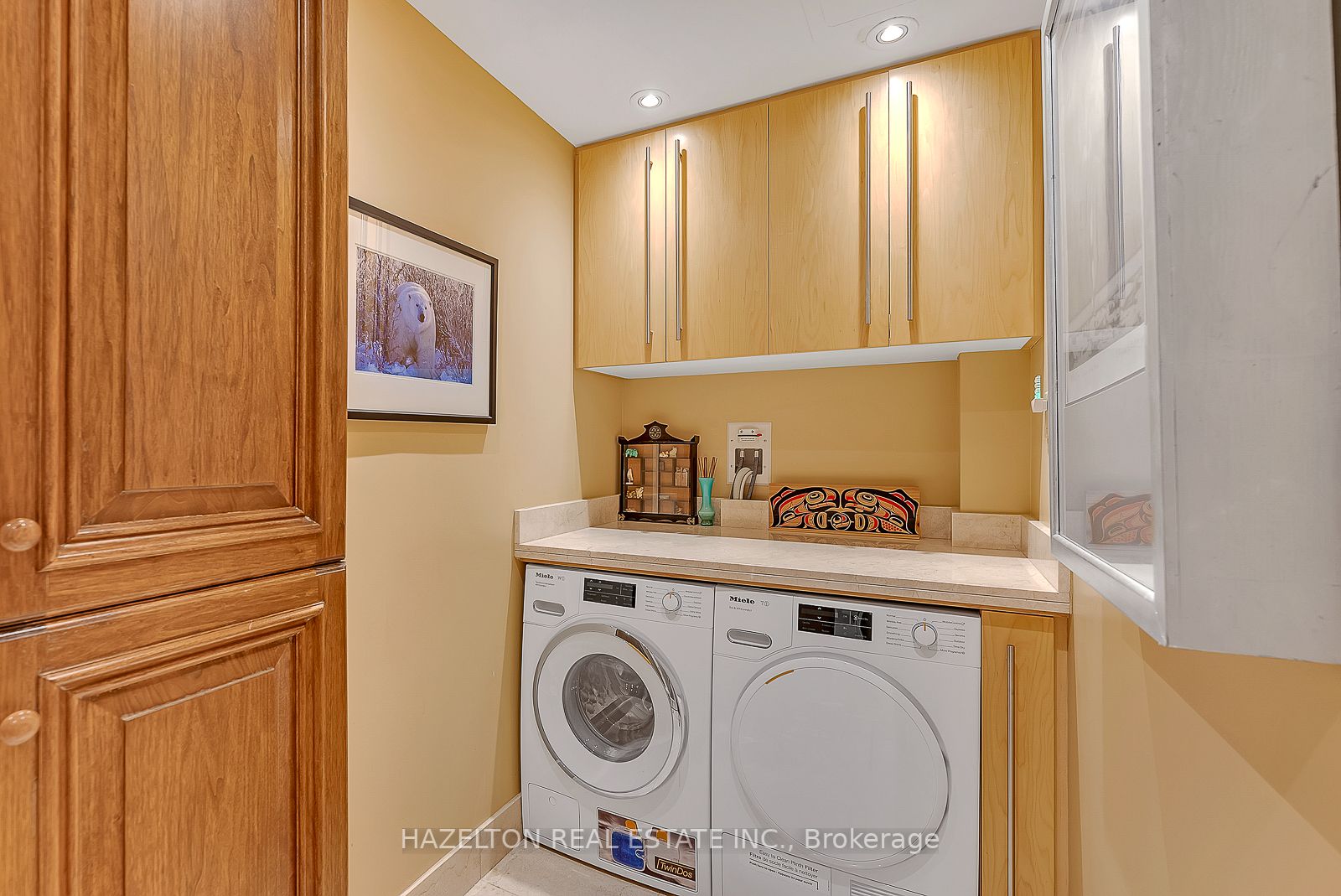77 Avenue Rd, #515