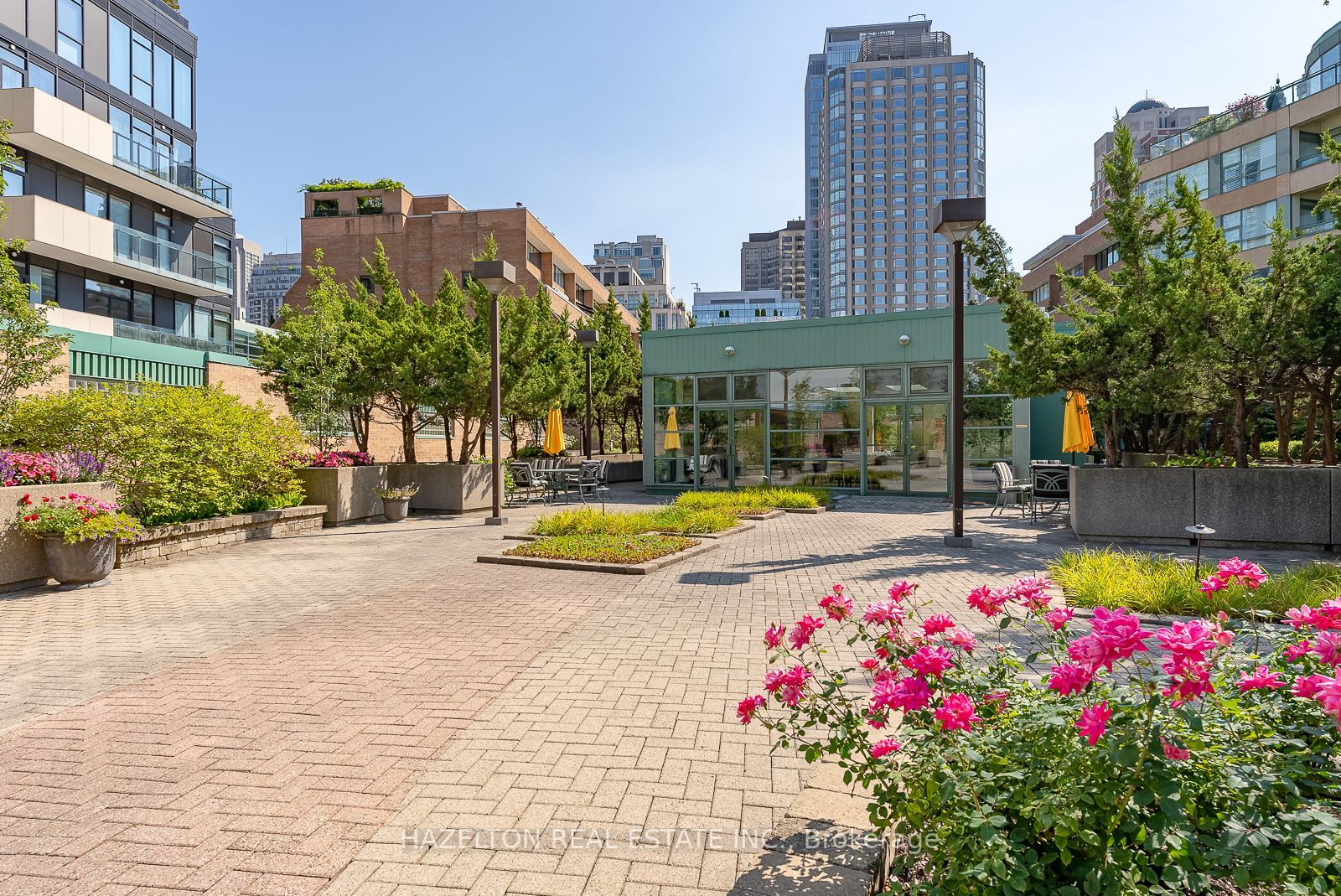 77 Avenue Rd, #515