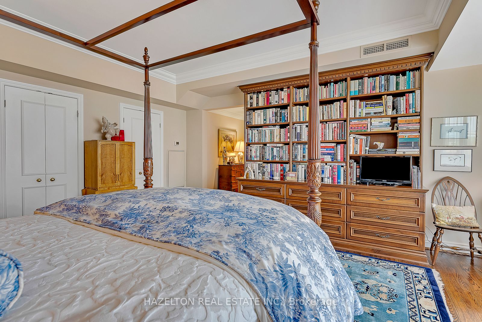 77 Avenue Rd, #515