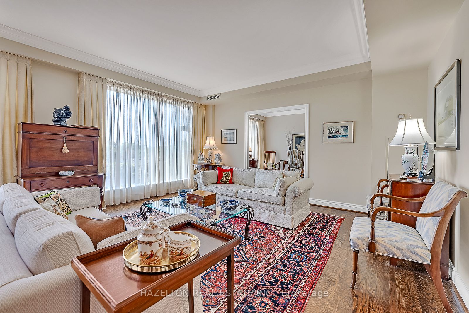 77 Avenue Rd, #515