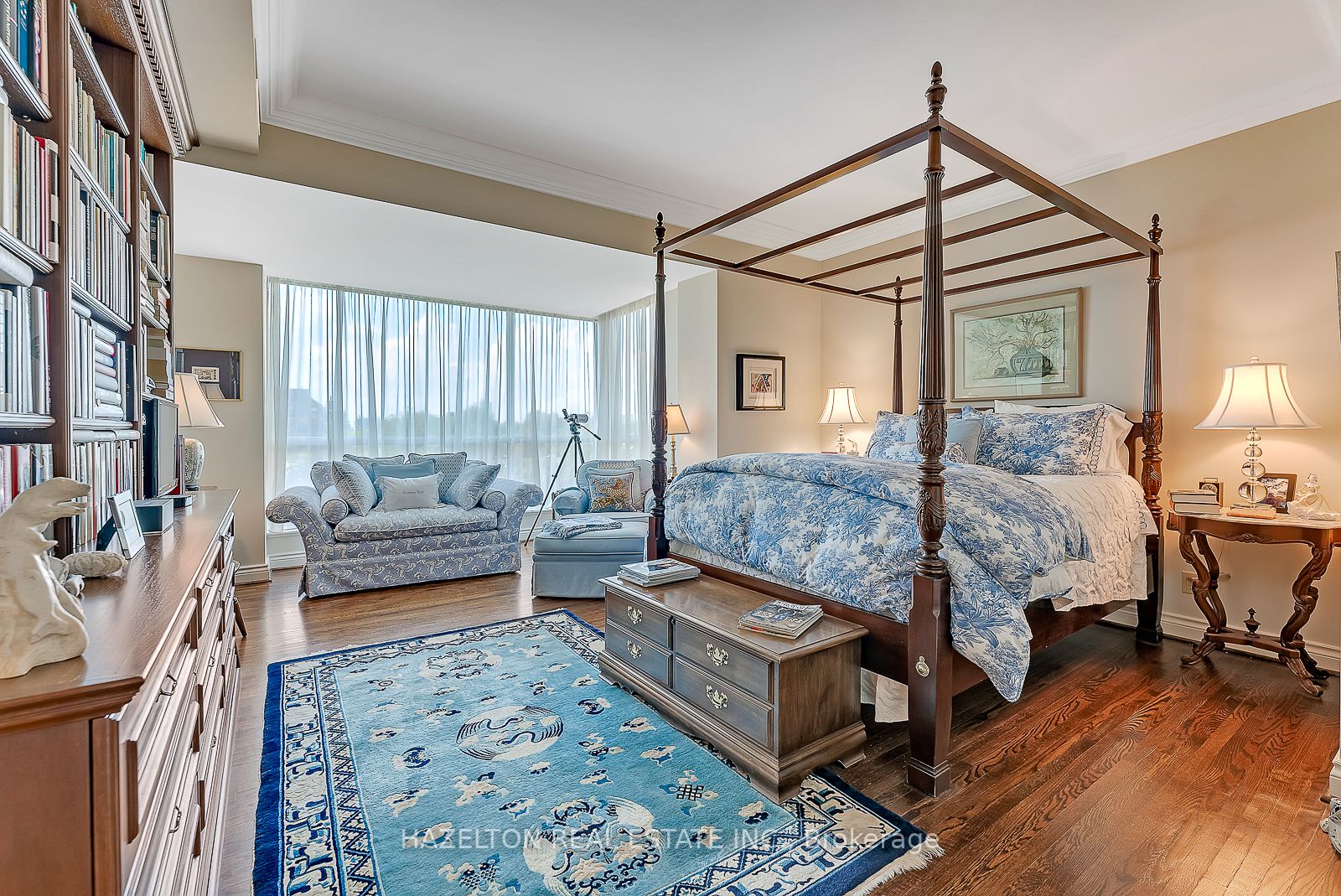 77 Avenue Rd, #515