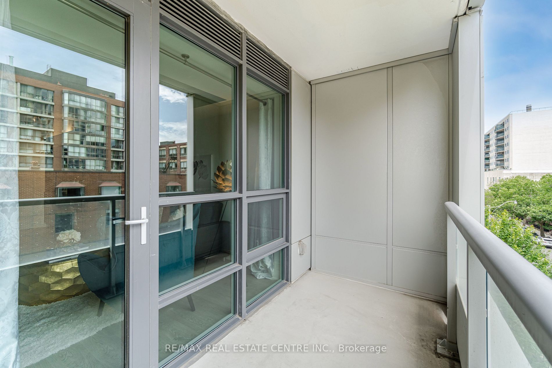 38 Cameron St, #416
