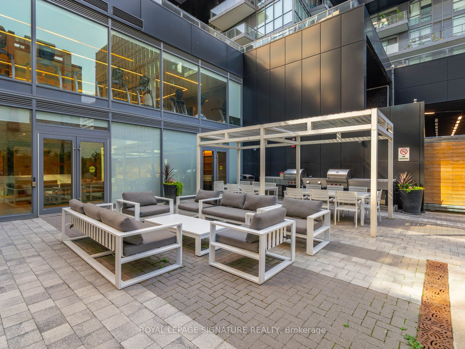30 Roehampton Ave, #2708