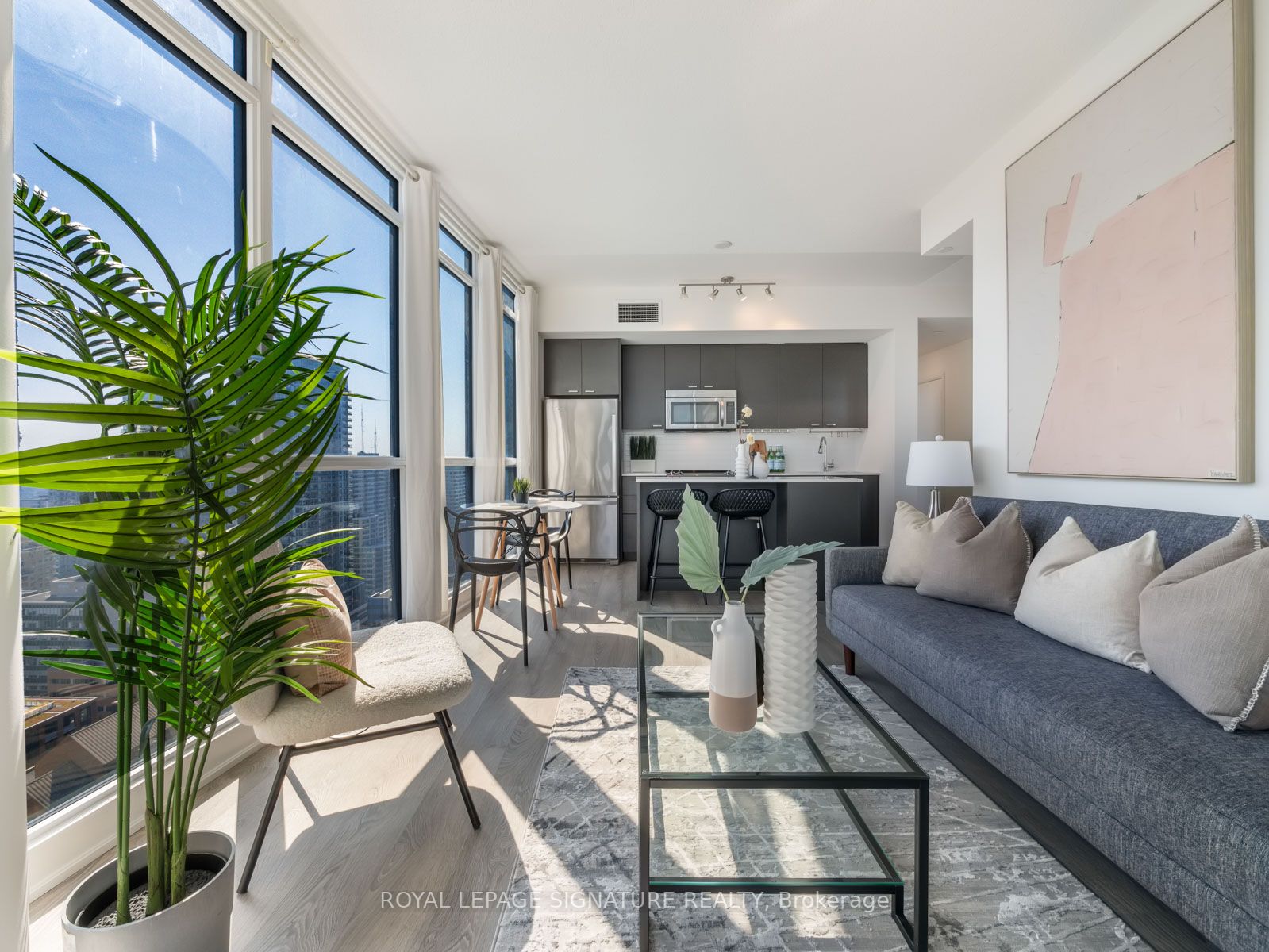 30 Roehampton Ave, #2708