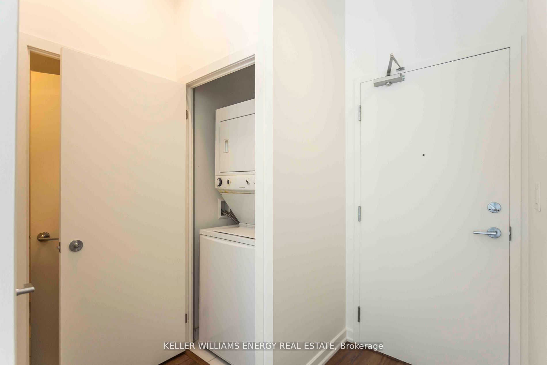 66 Forest Manor Rd, #P02
