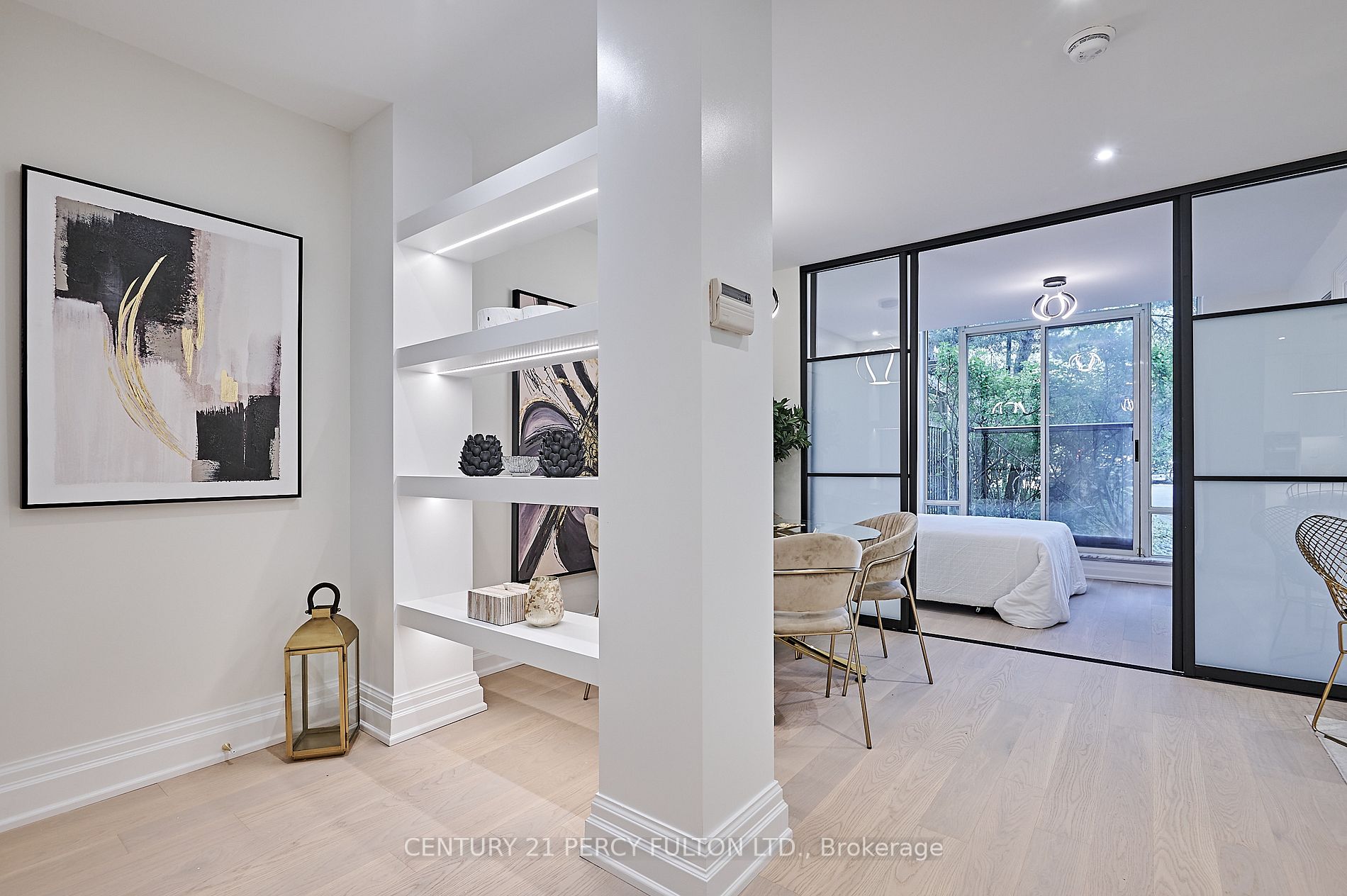 225 The Donway W, #105