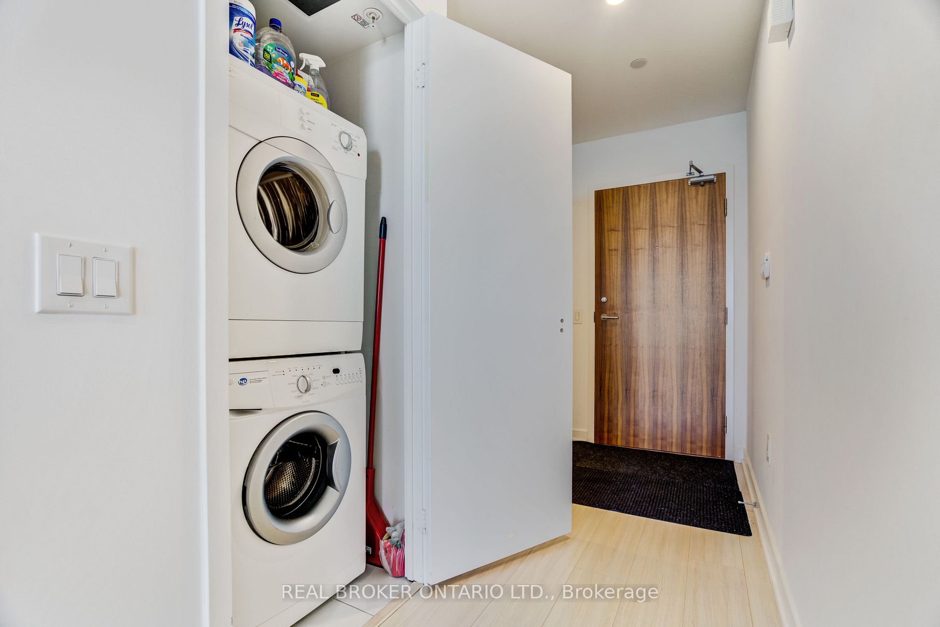 Listing C6798238 - Large Photo # 16