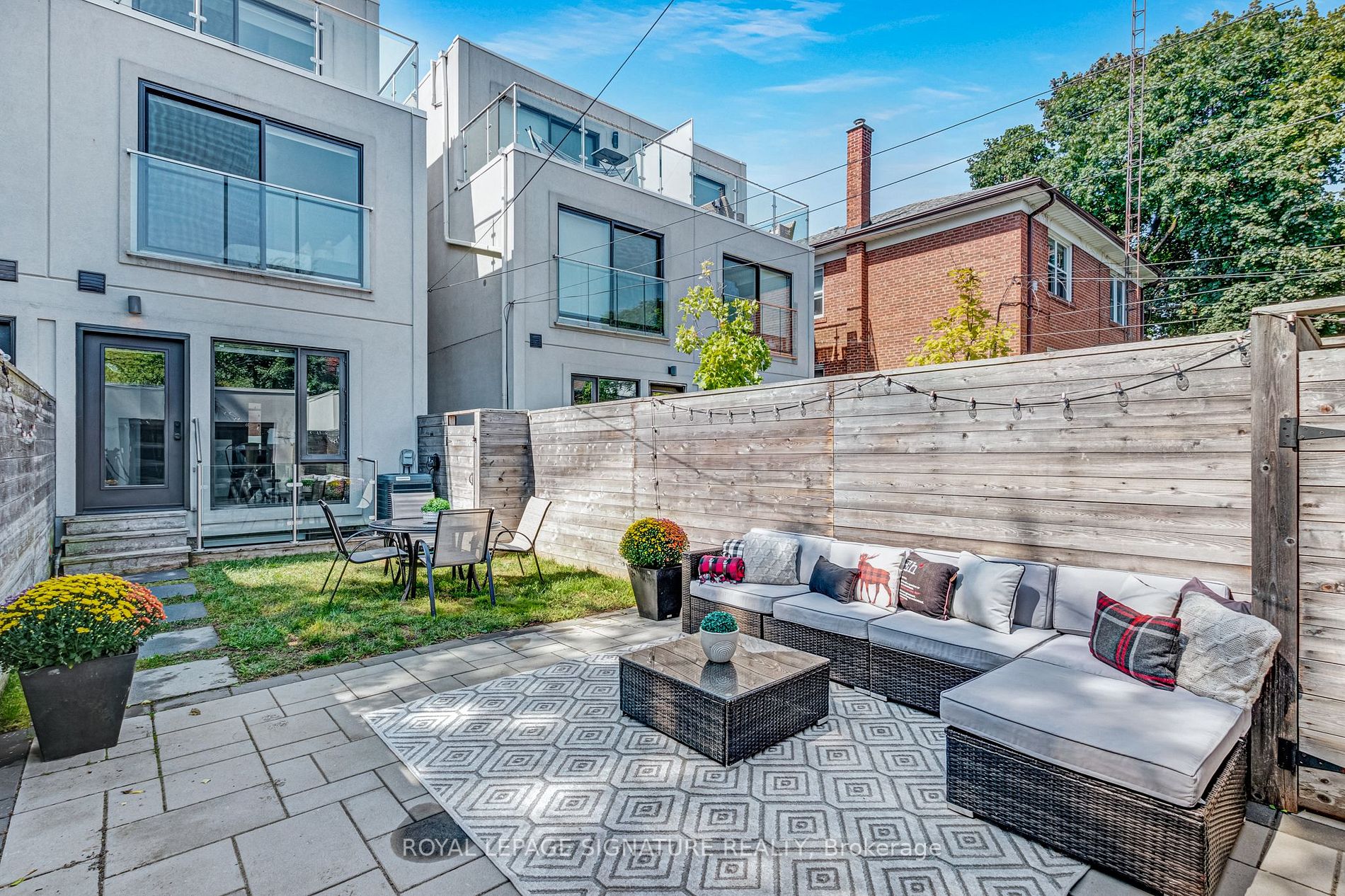 701 Markham St