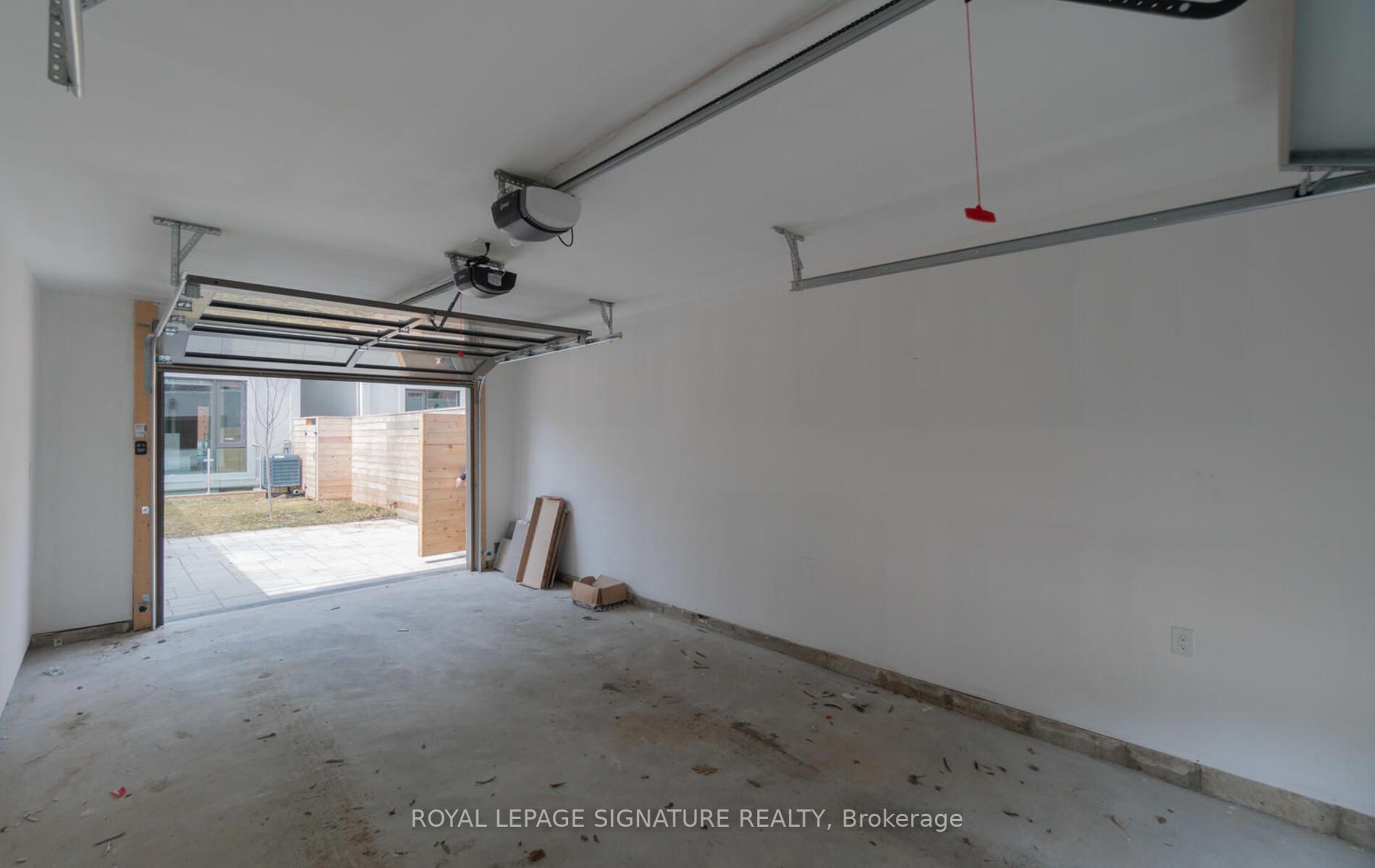 701 Markham St