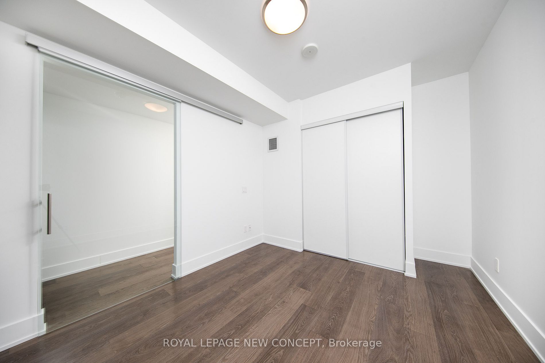 403 Church St, #417