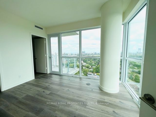 10 Deerlick Crt, #2207