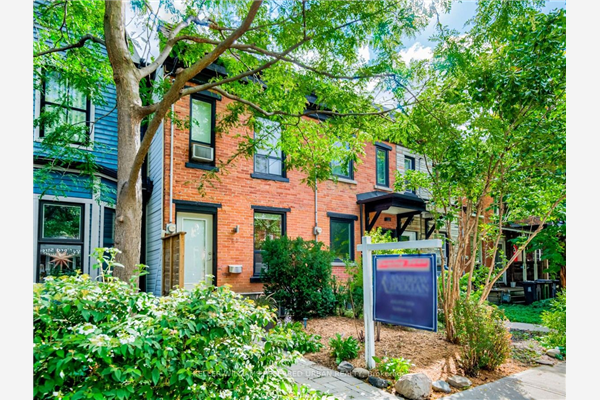 57 Stafford St E, Toronto