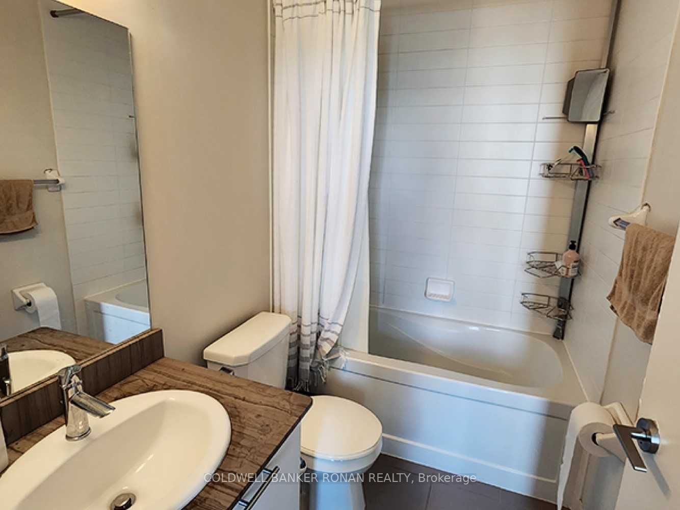 15 Bruyeres Mews, #1109