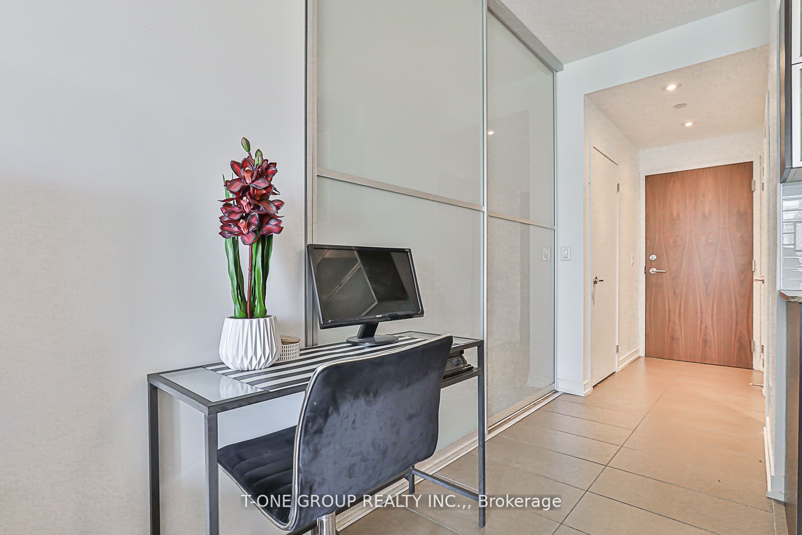 170 Fort York Blvd, #2405
