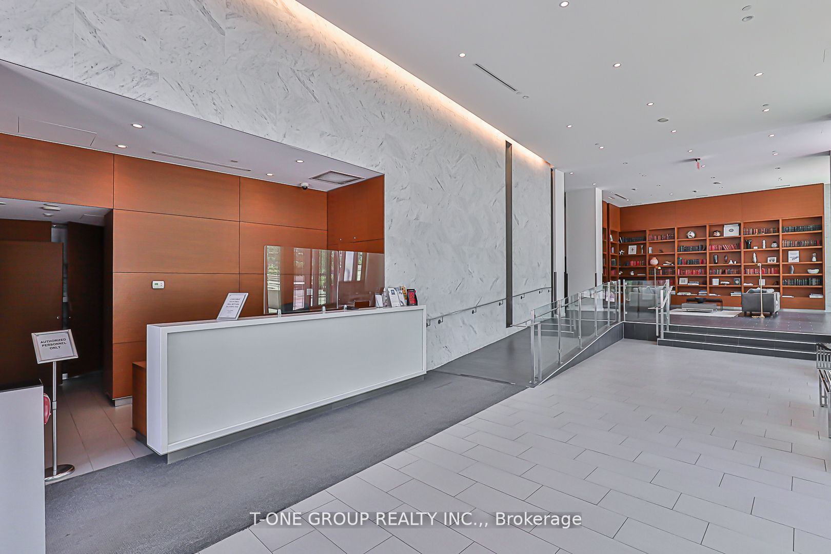 170 Fort York Blvd, #2405