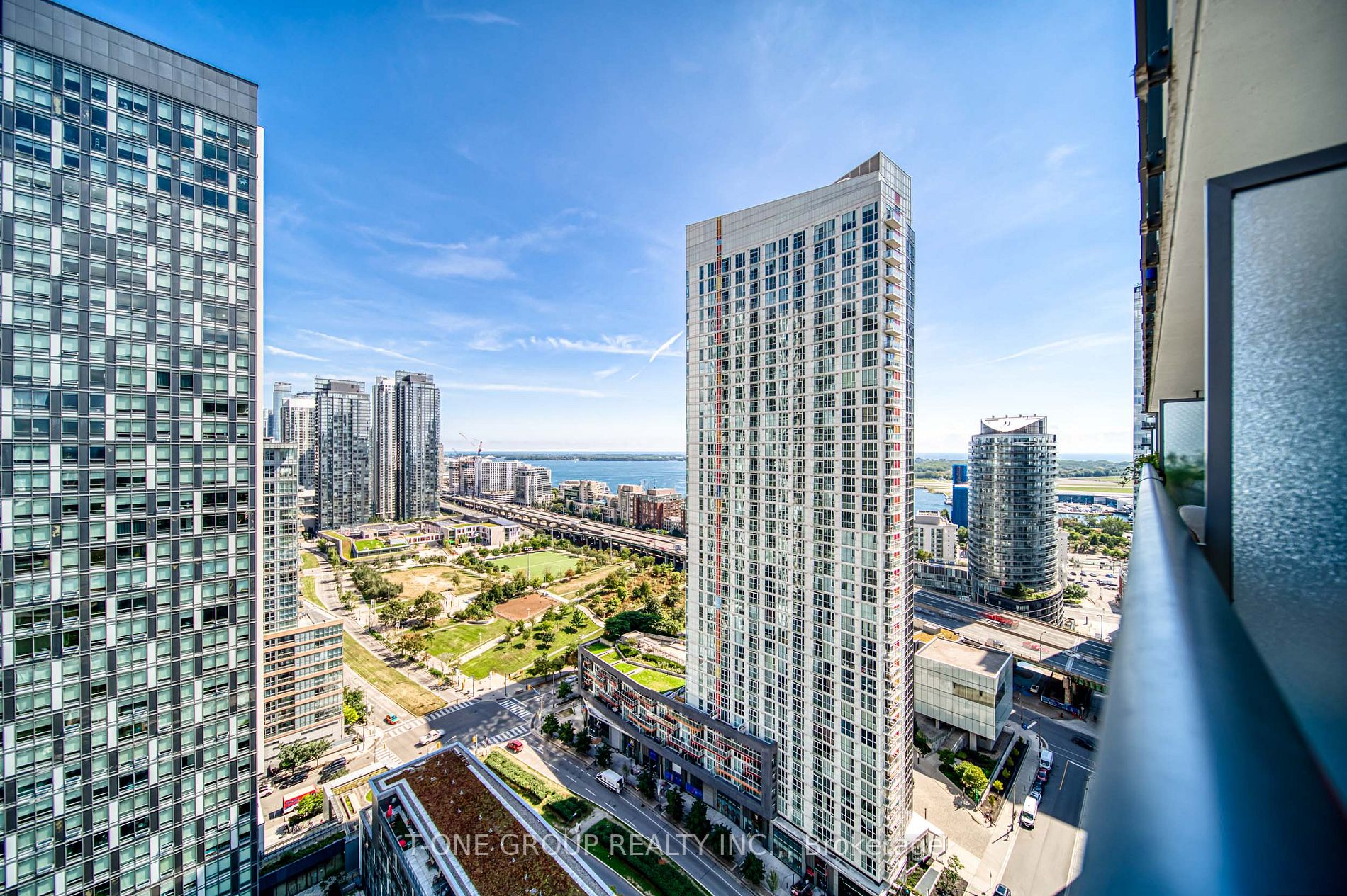 170 Fort York Blvd, #2405