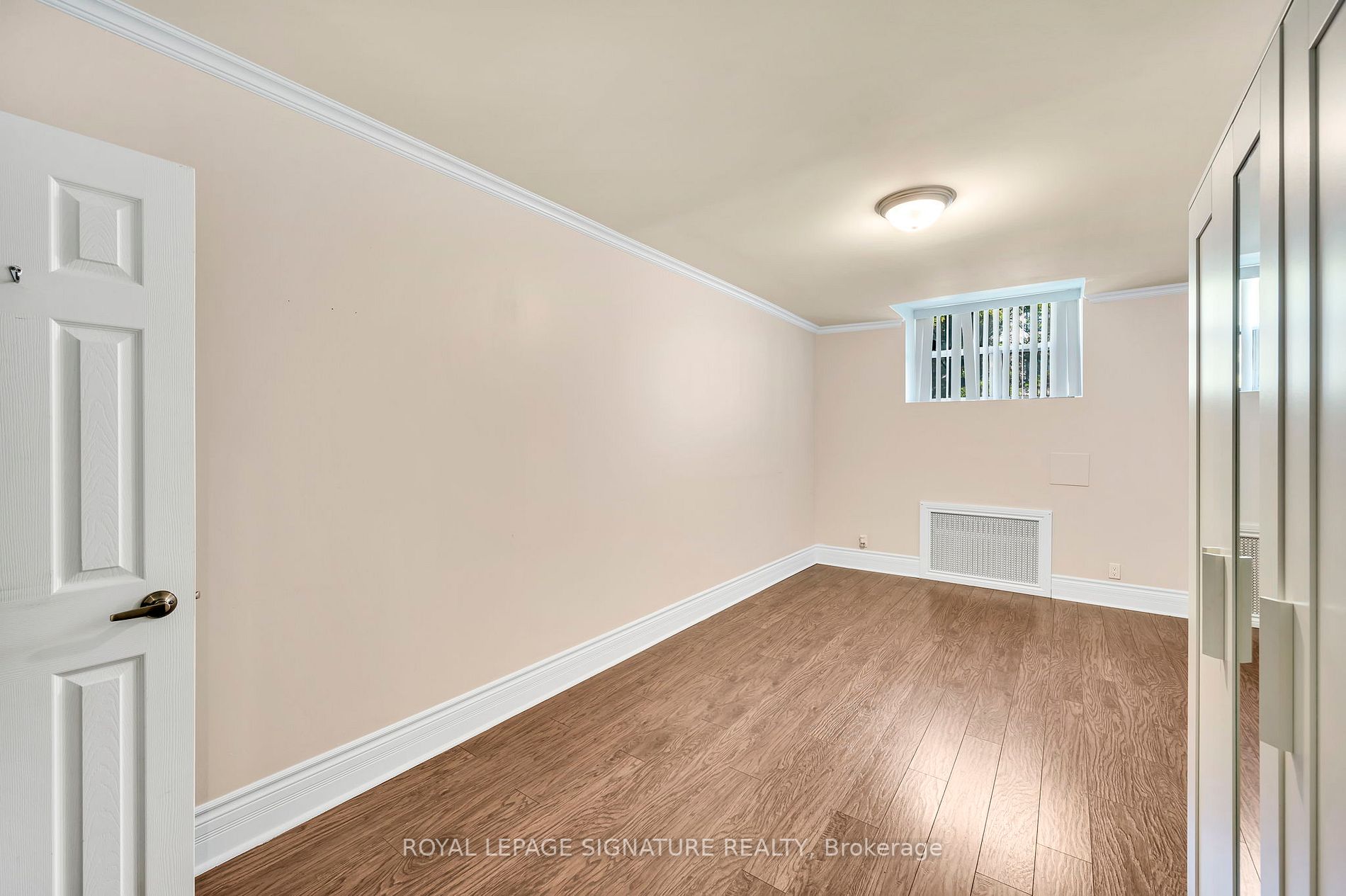 2550 Bathurst St, #6