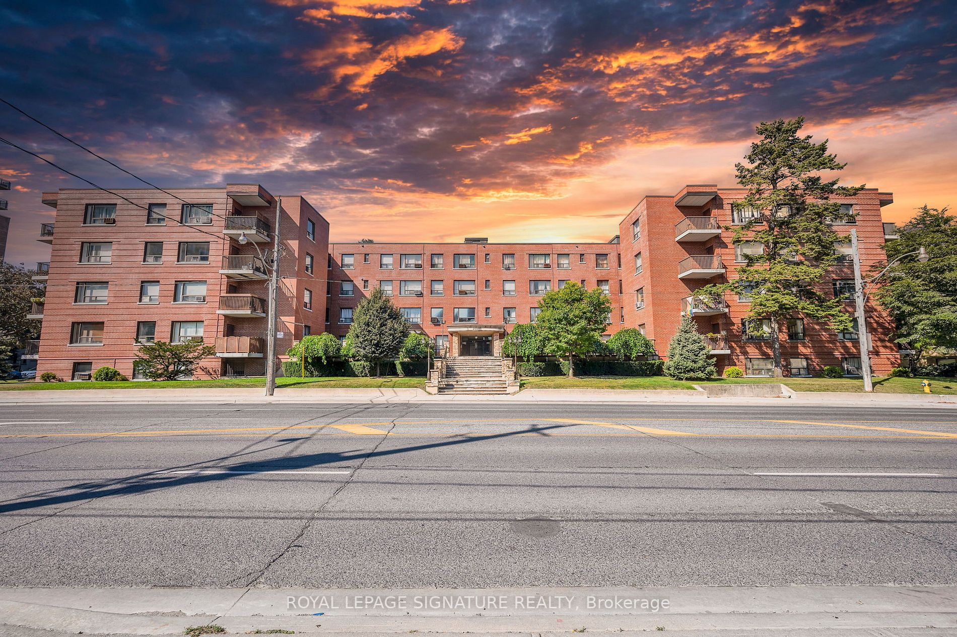 2550 Bathurst St, #6