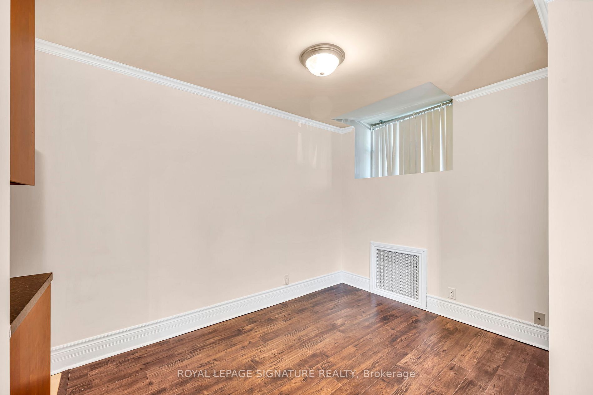 2550 Bathurst St, #6