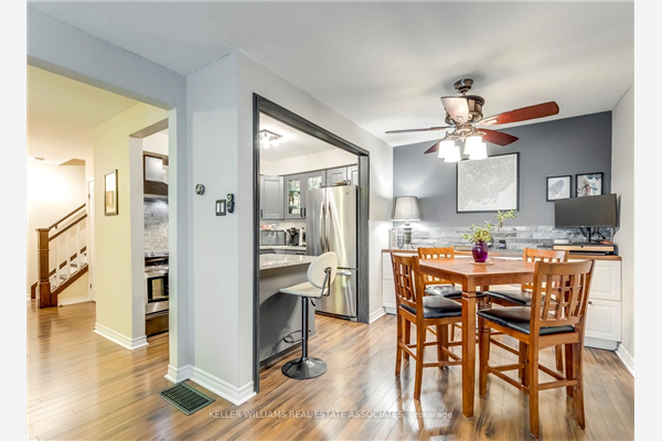 11 Cliff Fern Way, Toronto