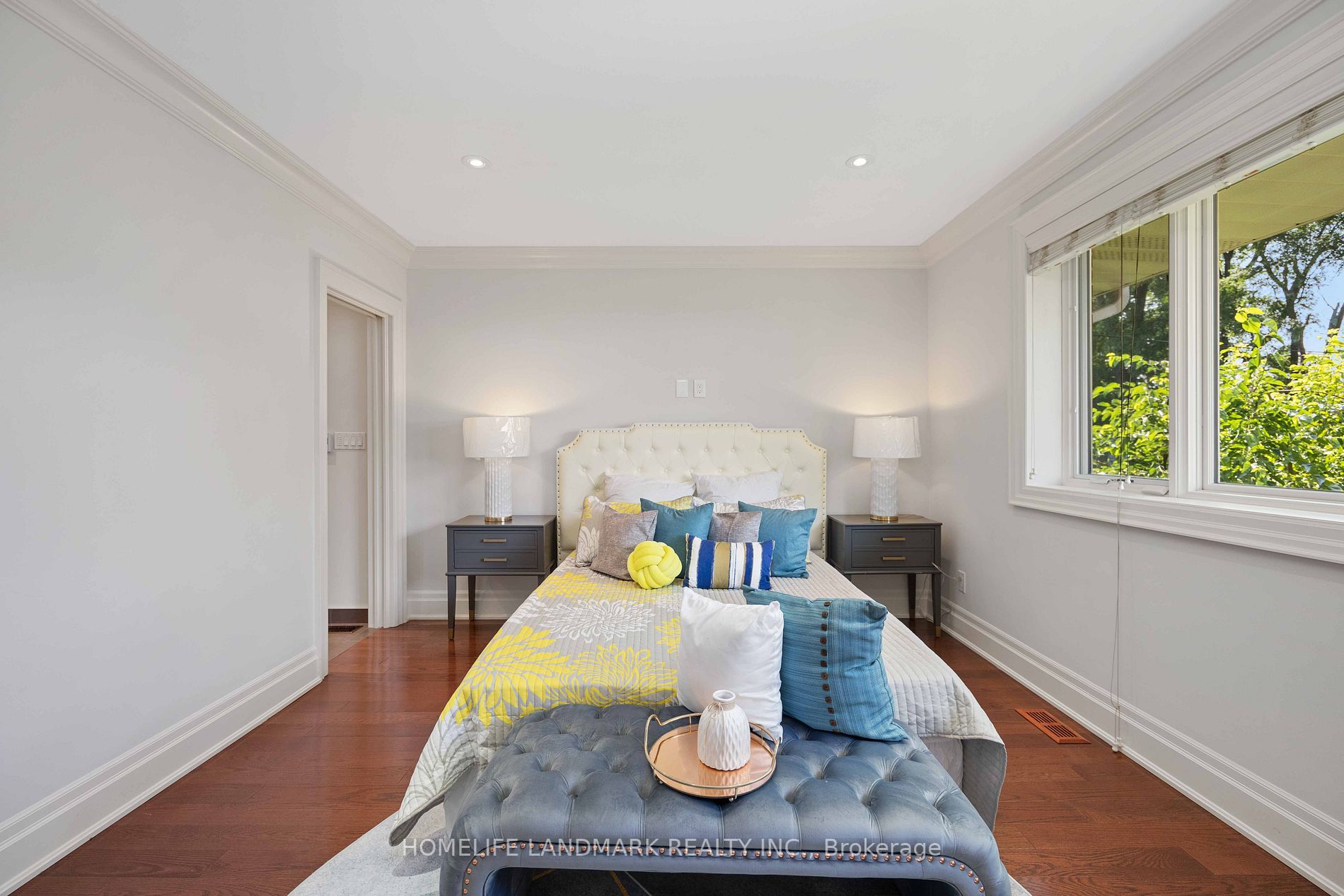 4 Acton Ave