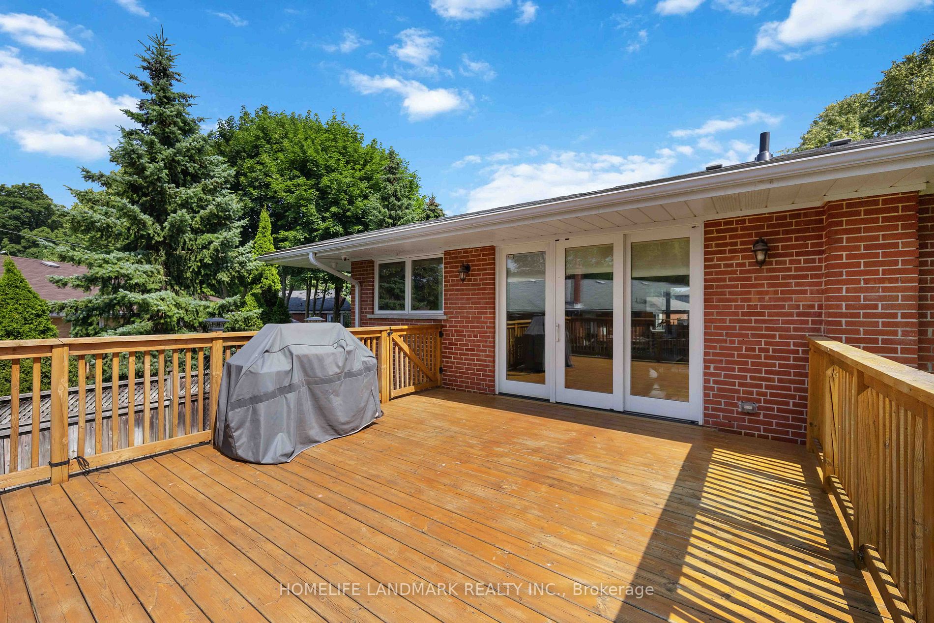 4 Acton Ave