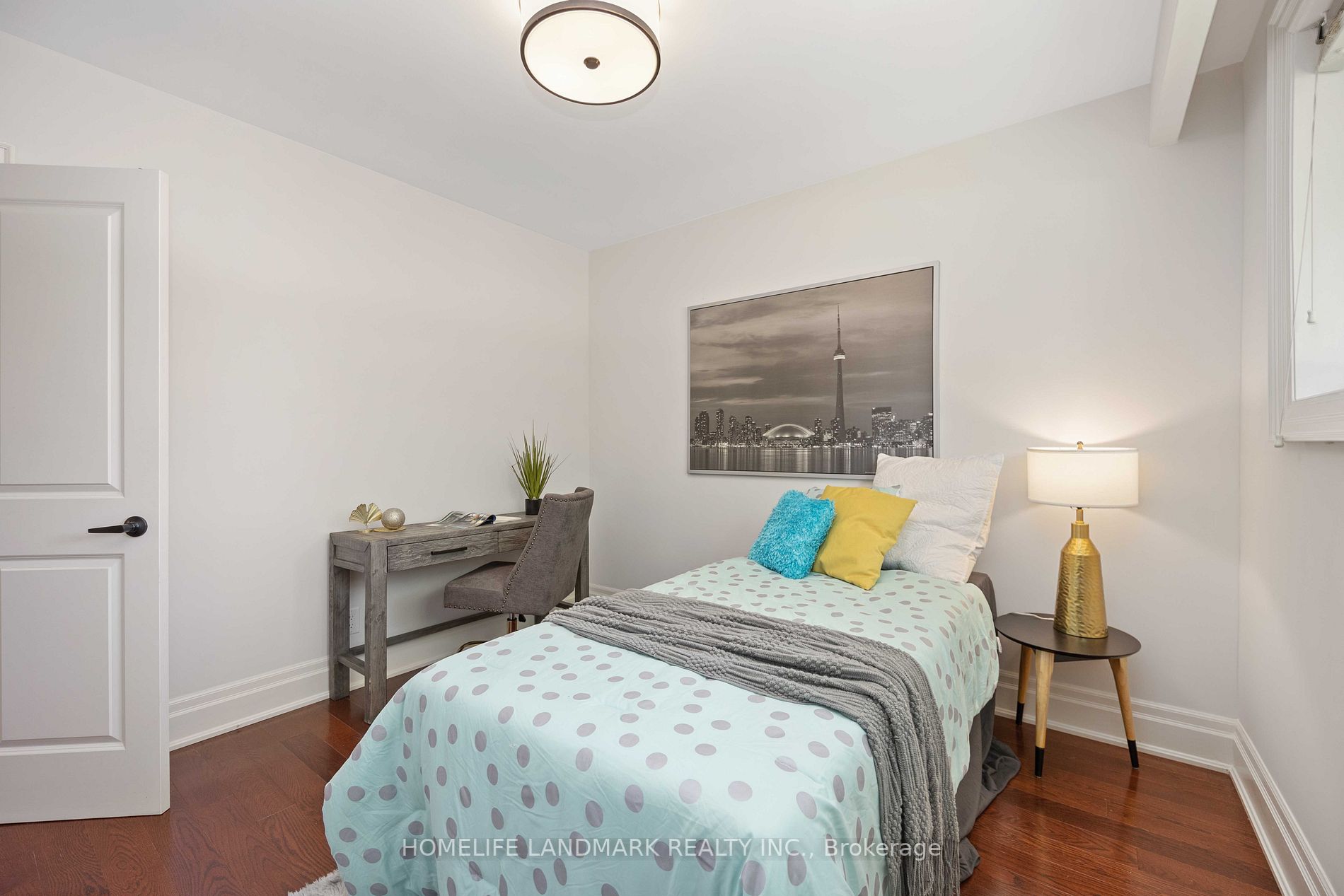4 Acton Ave