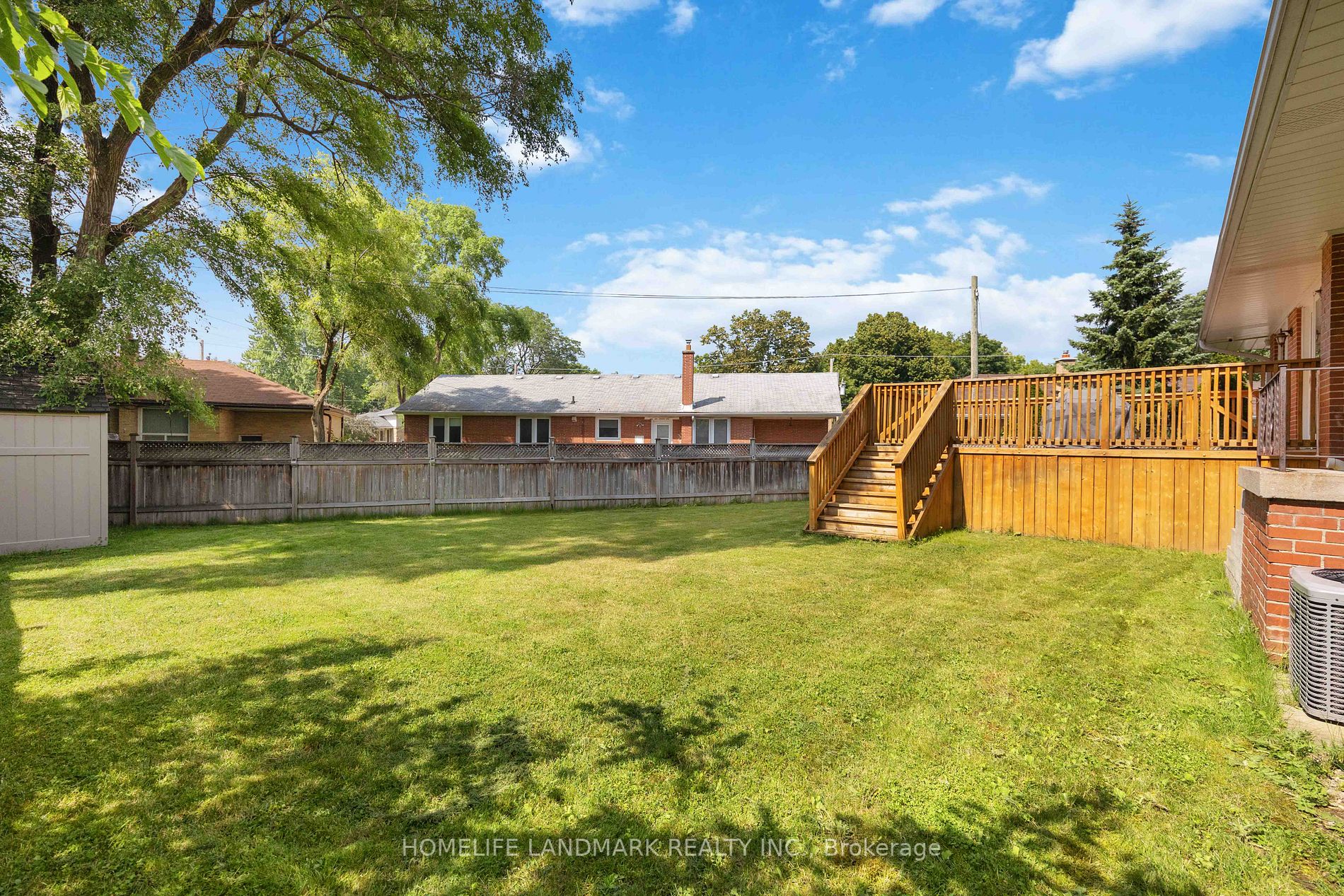 4 Acton Ave