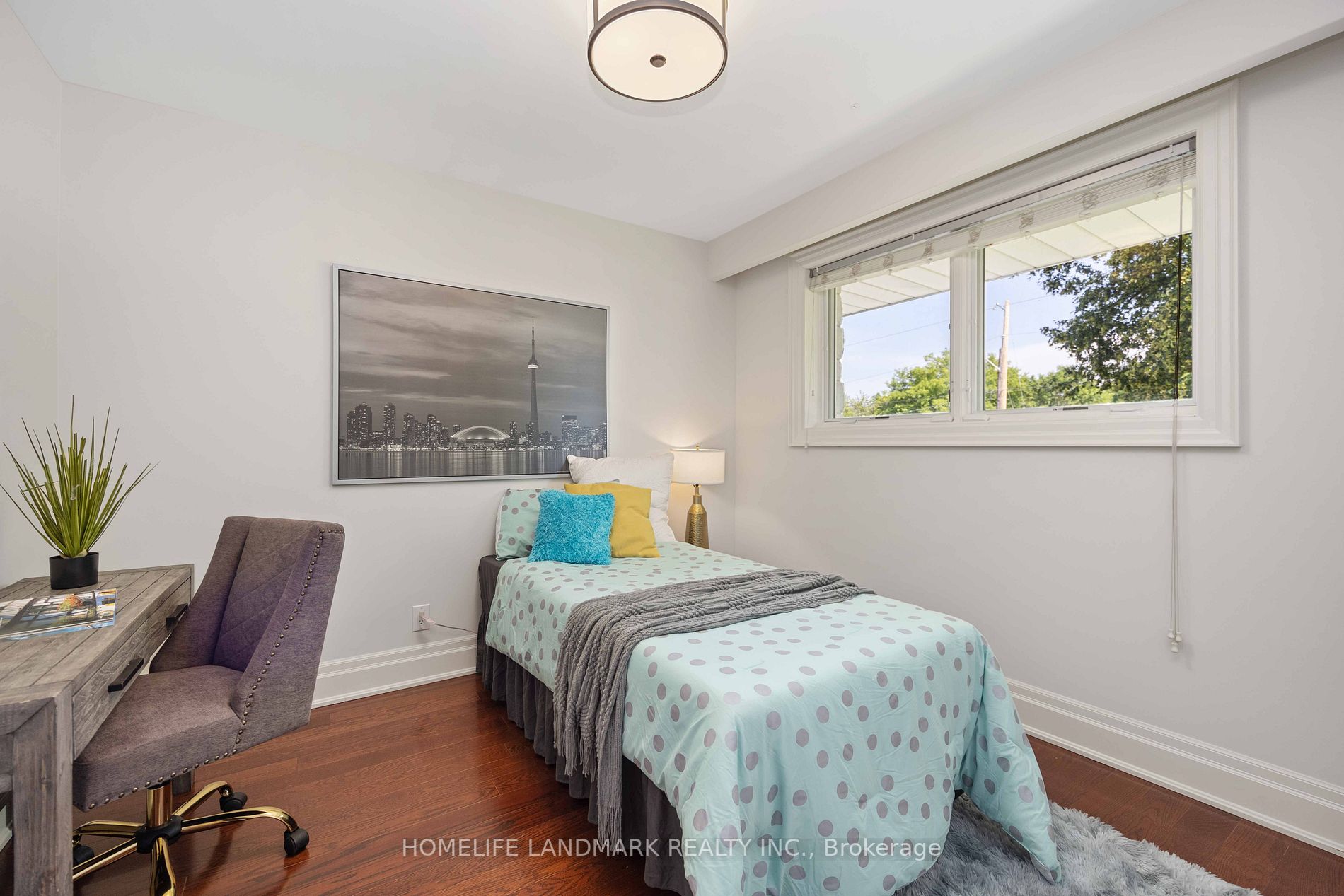 4 Acton Ave