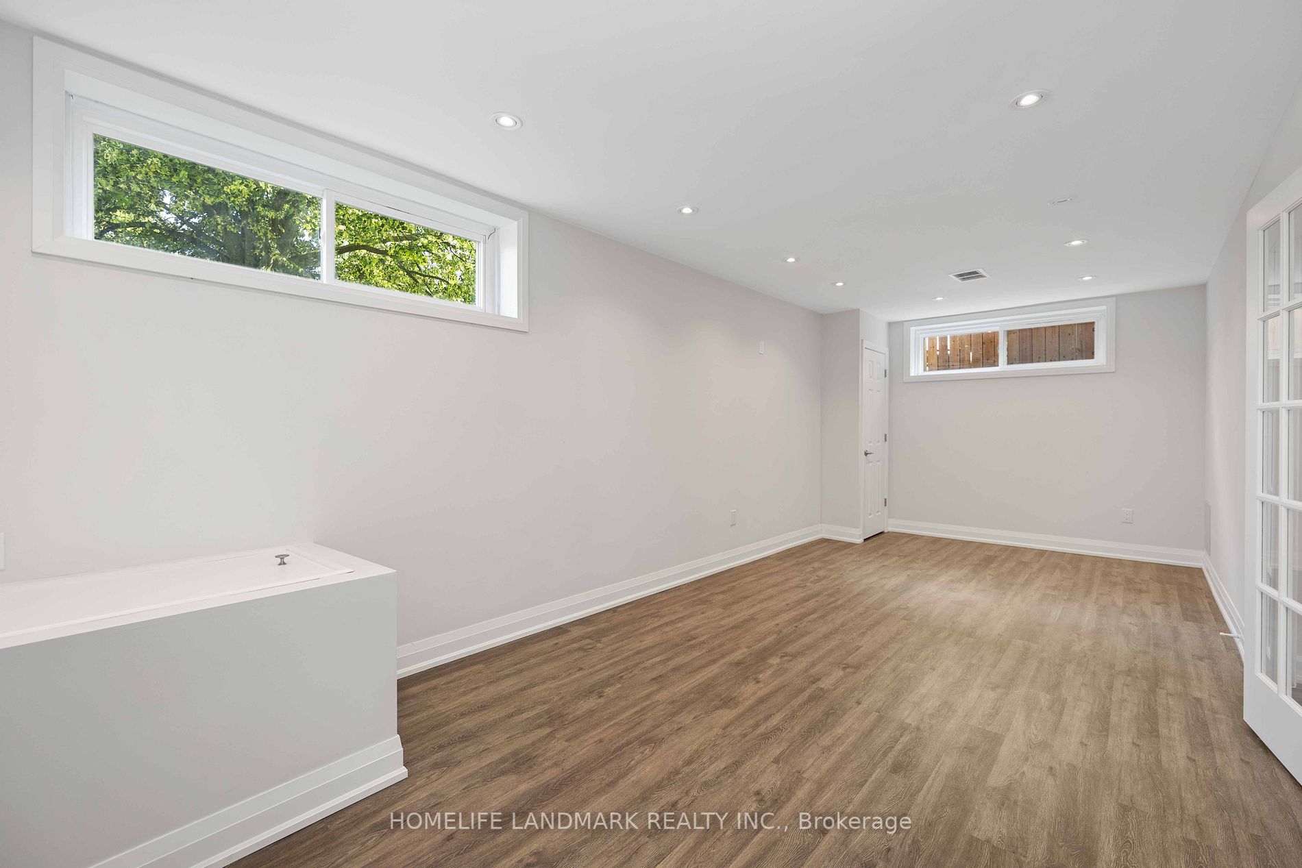 4 Acton Ave