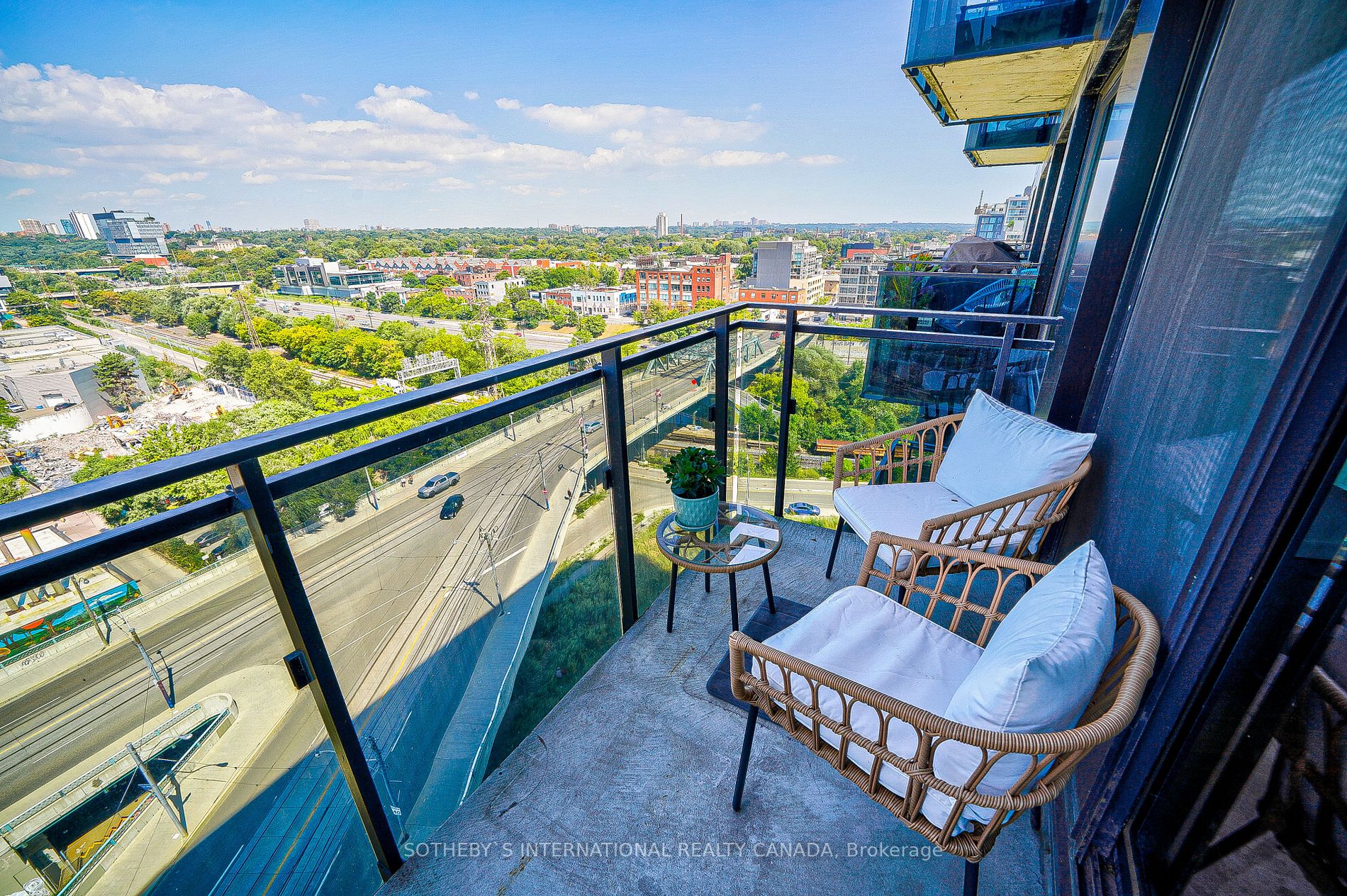 51 Trolley Cres, #1201