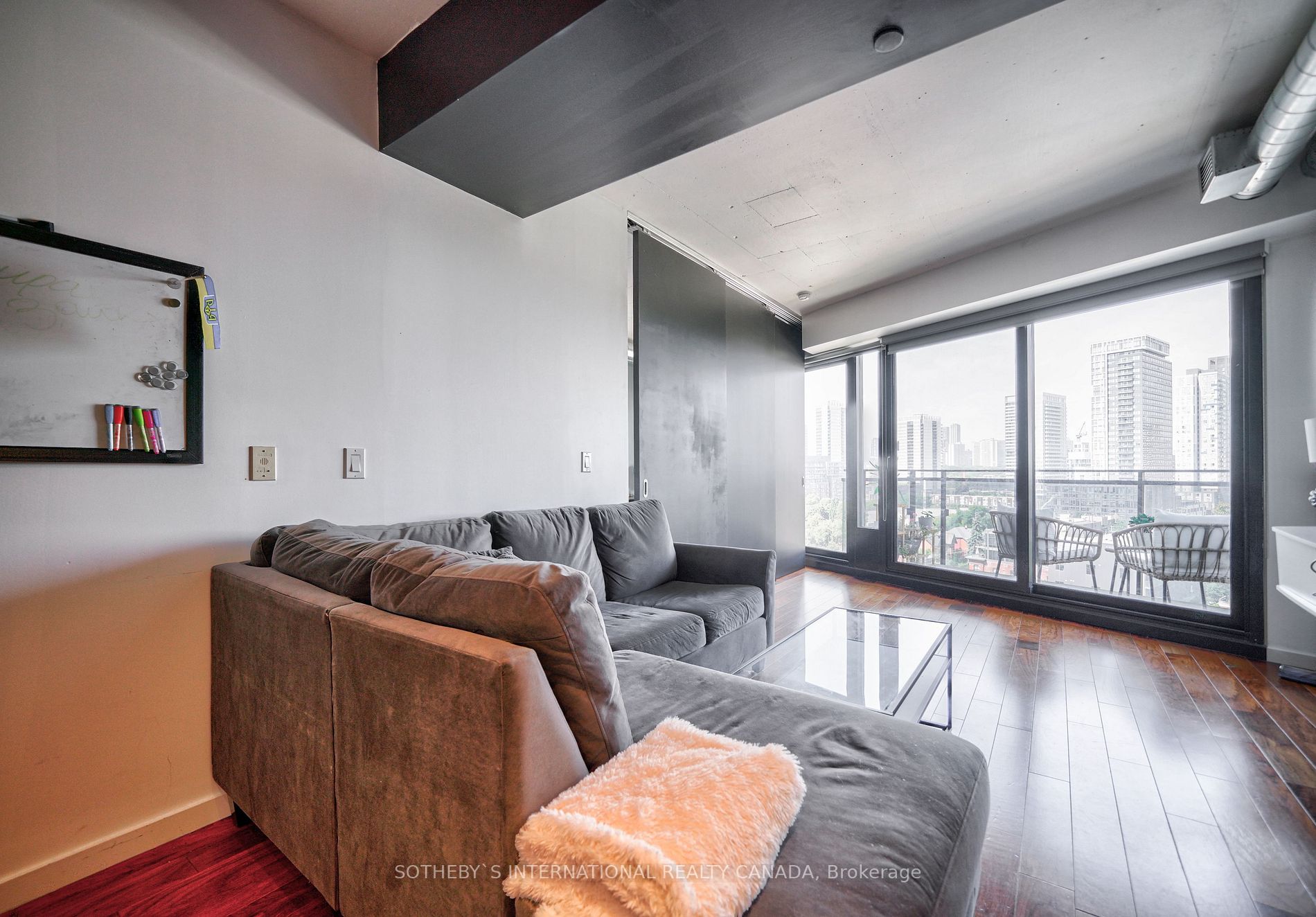 51 Trolley Cres, #1201