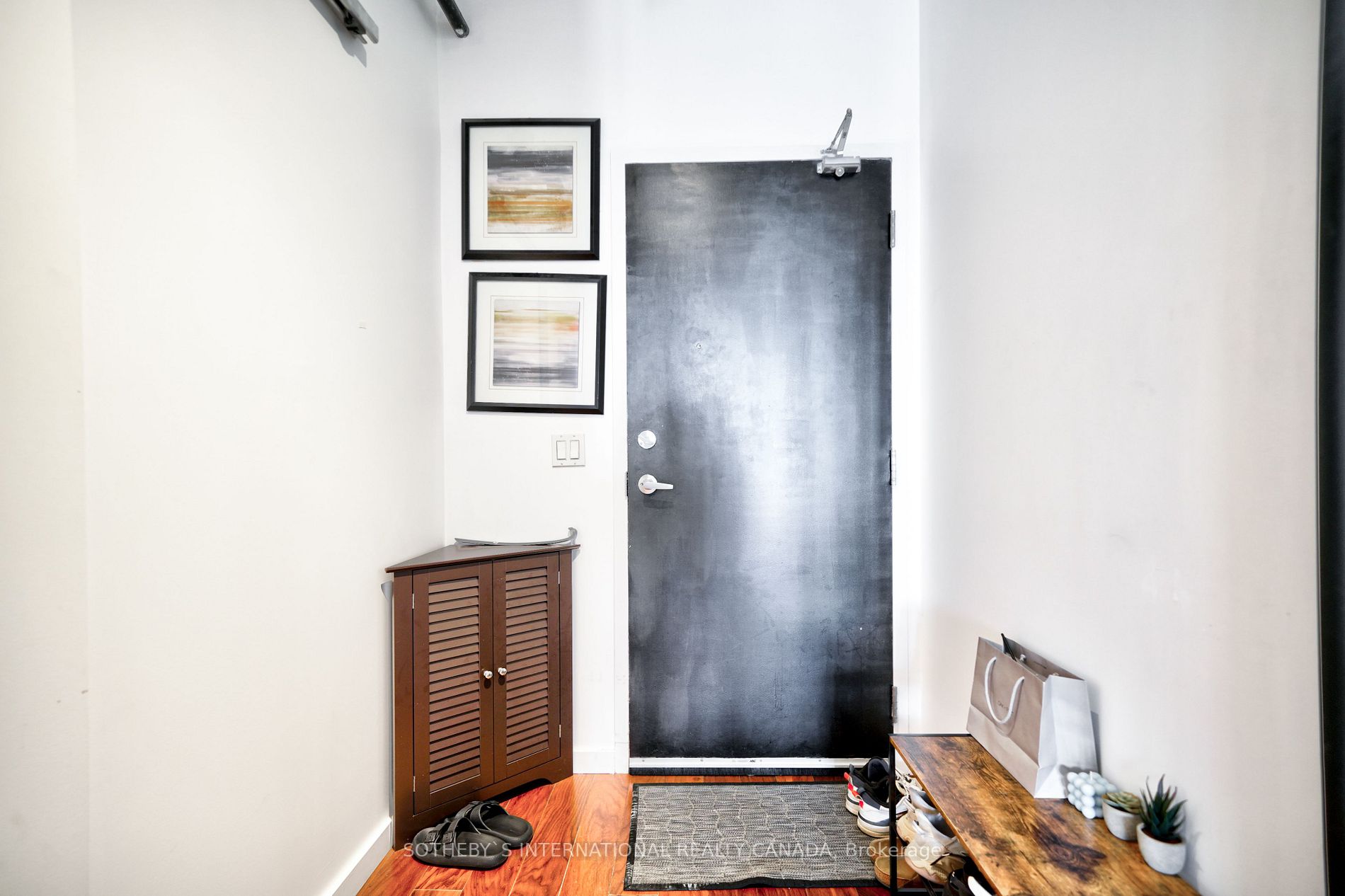 51 Trolley Cres, #1201