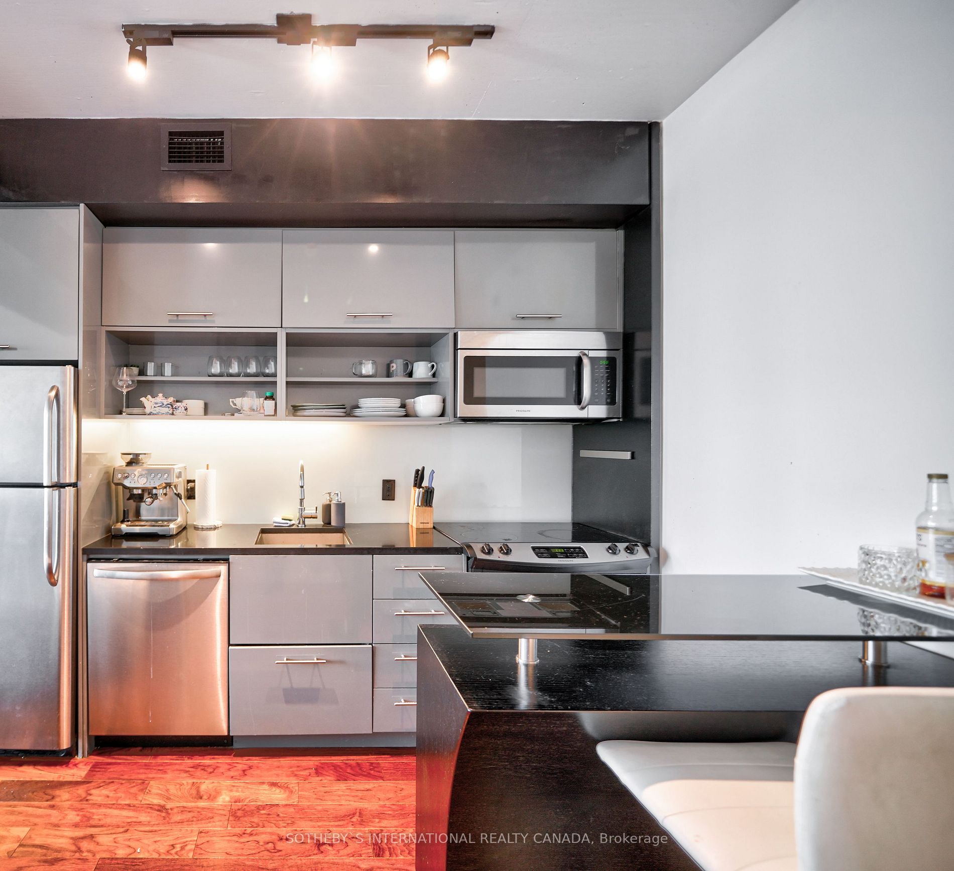 51 Trolley Cres, #1201