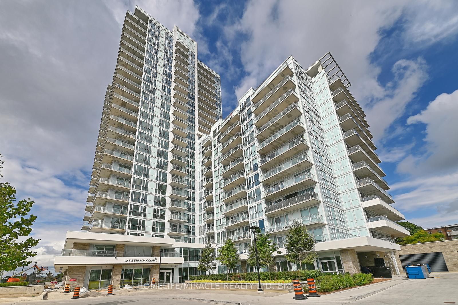10 Deerlick Crt, #216