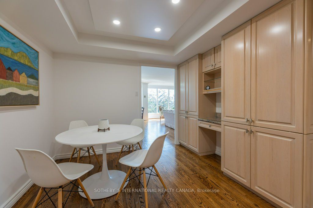 3900 Yonge St, #702
