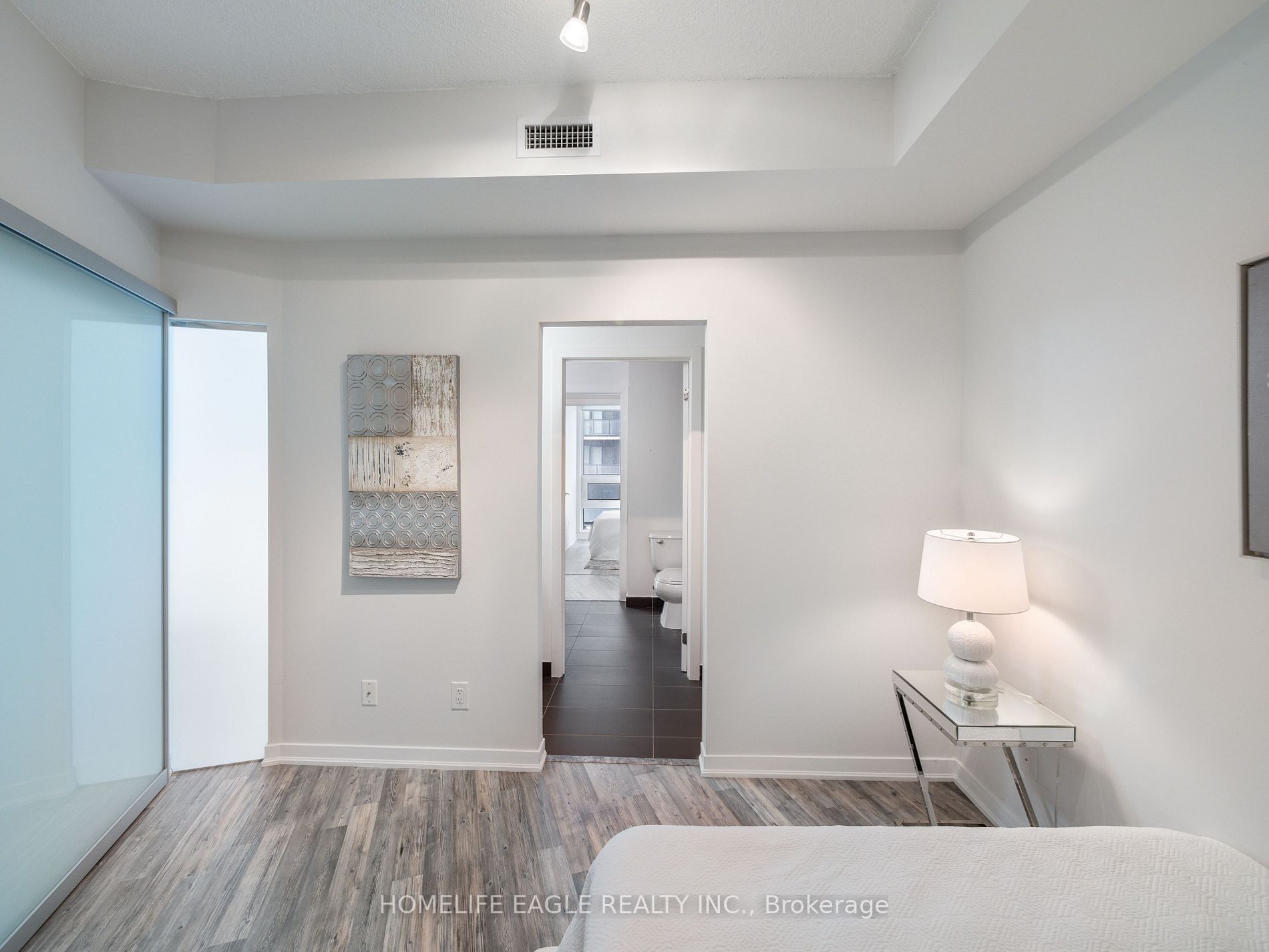 51 East Liberty St, #706