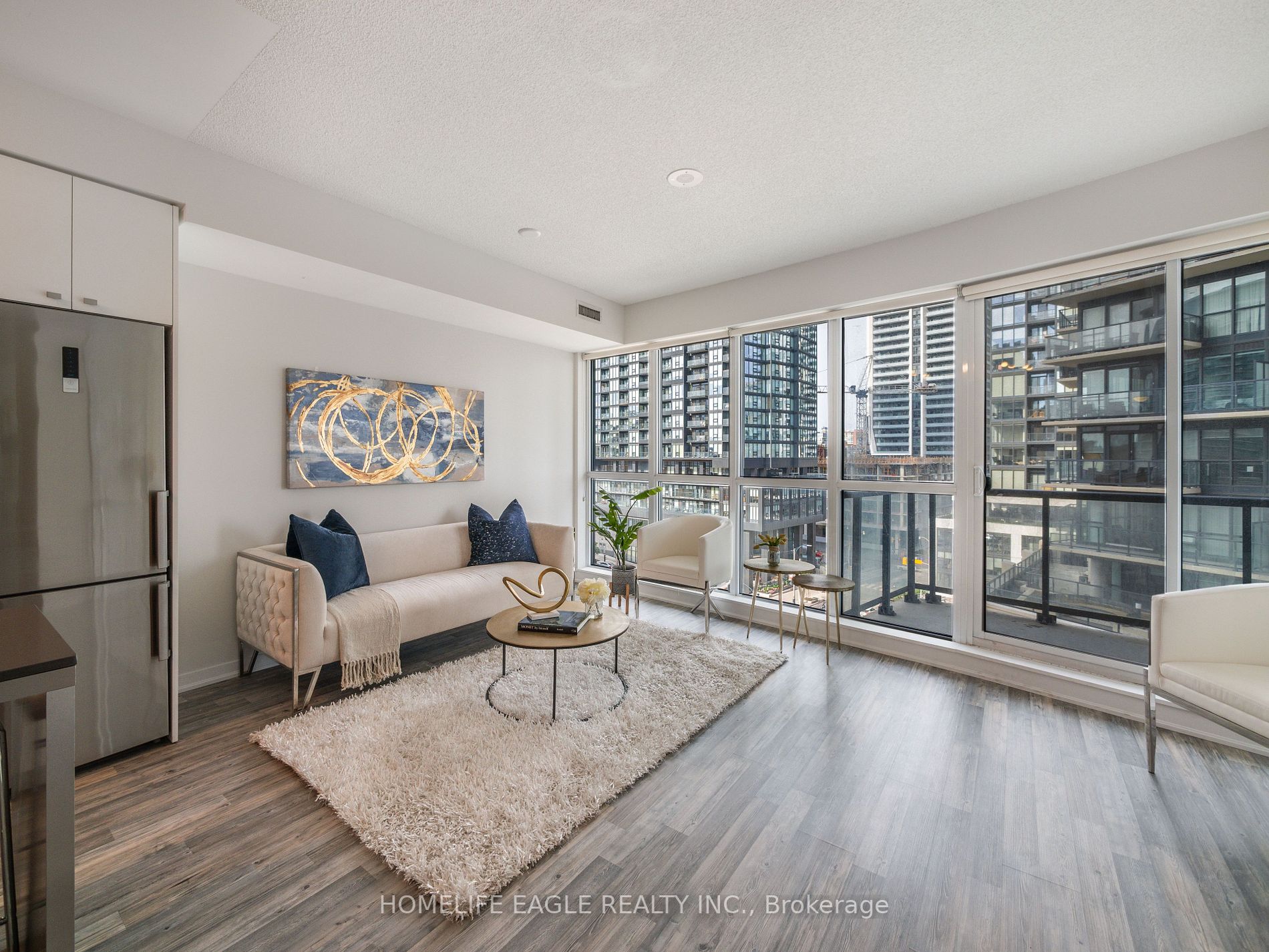 51 East Liberty St, #706
