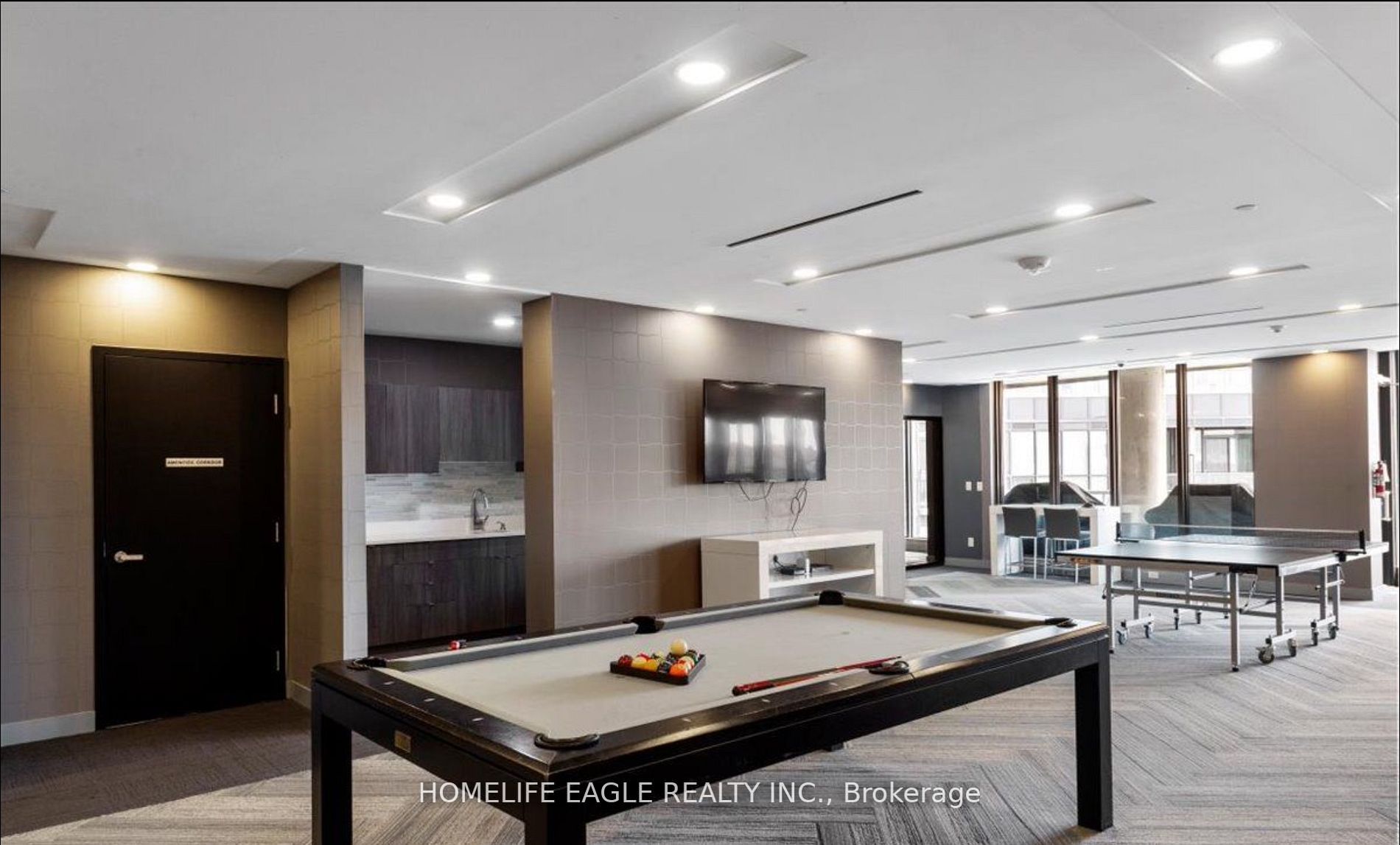 51 East Liberty St, #706