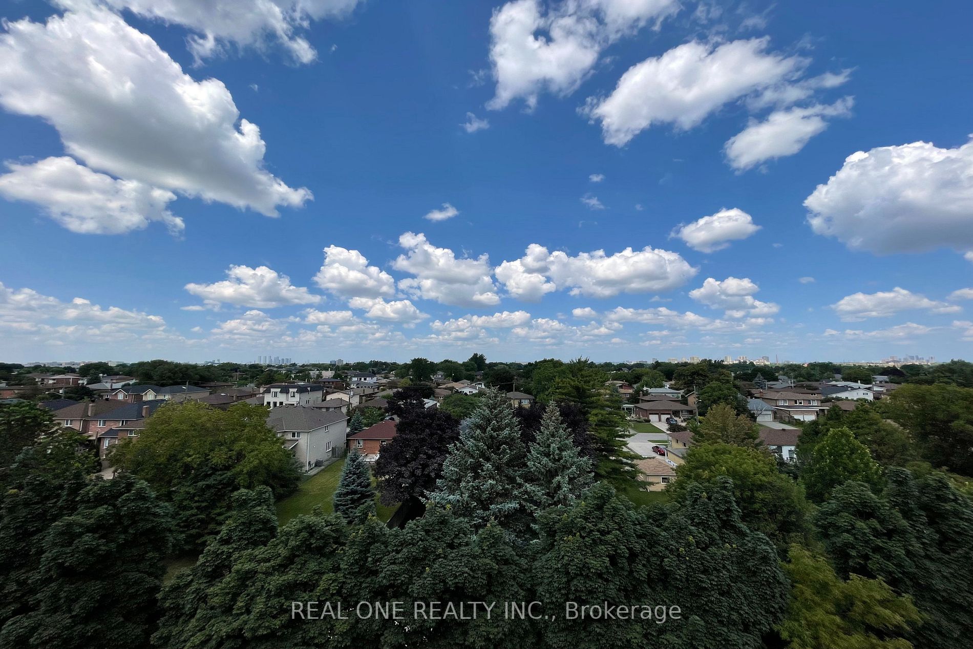 890 Sheppard Ave W, #602