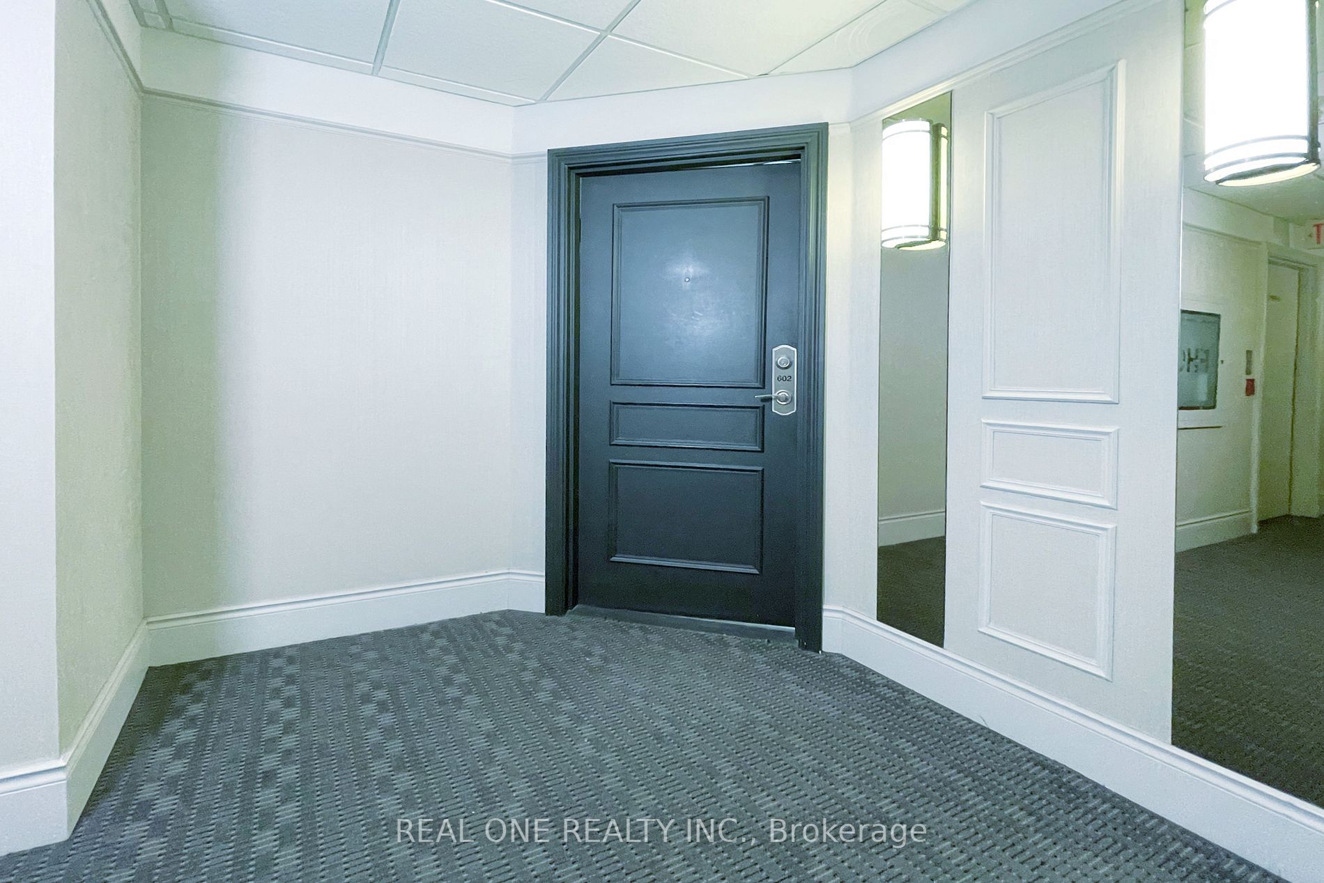 890 Sheppard Ave W, #602